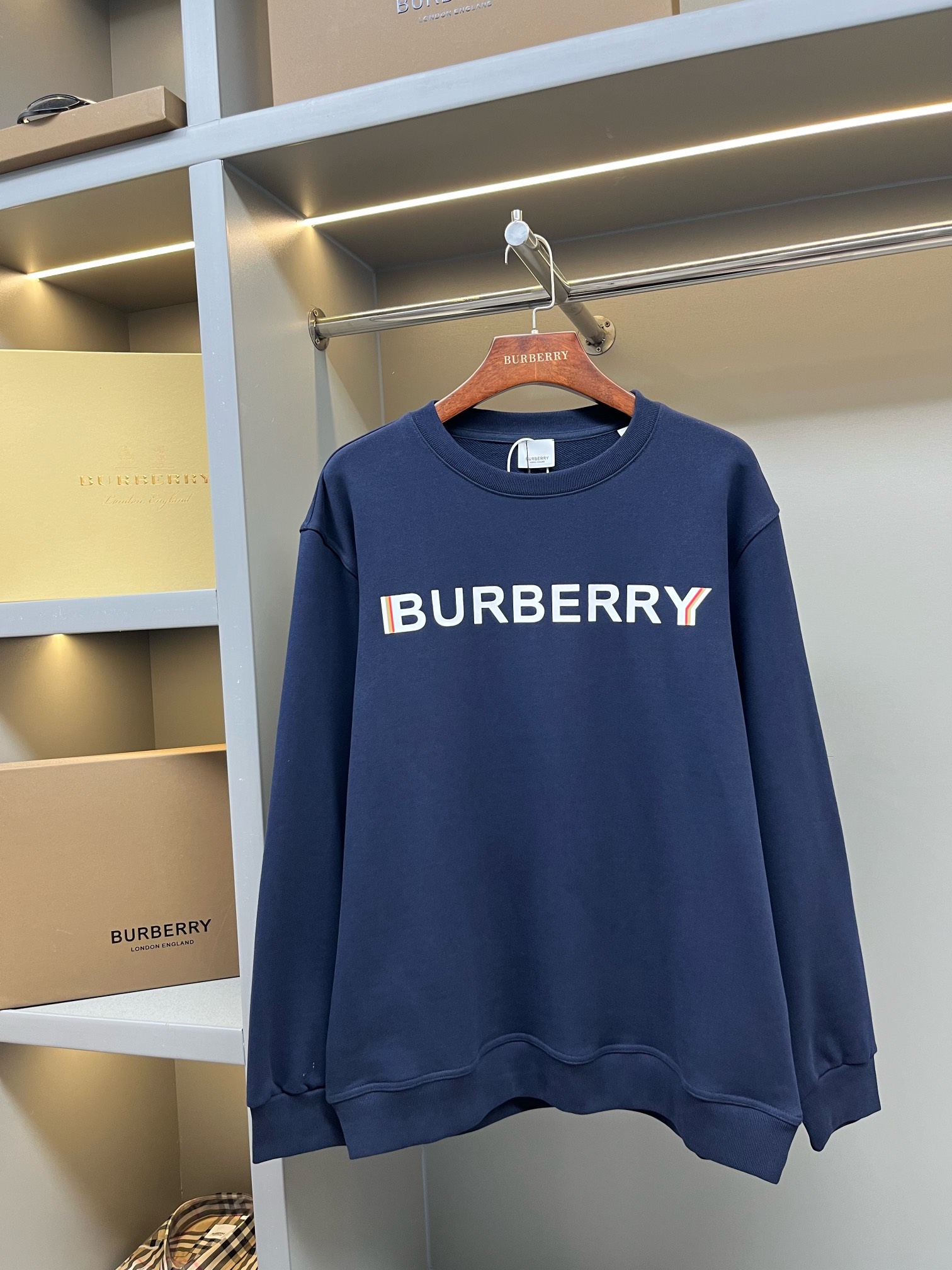 Burberry Unisex Sweatshirt Size S-XXL