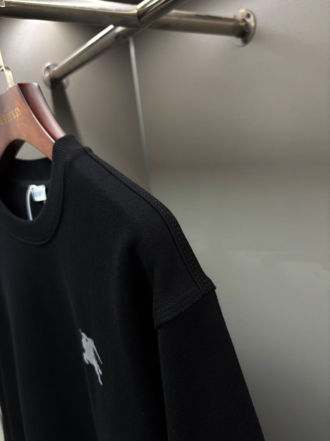 Burberry Unisex Sweatshirt Size S-XXL