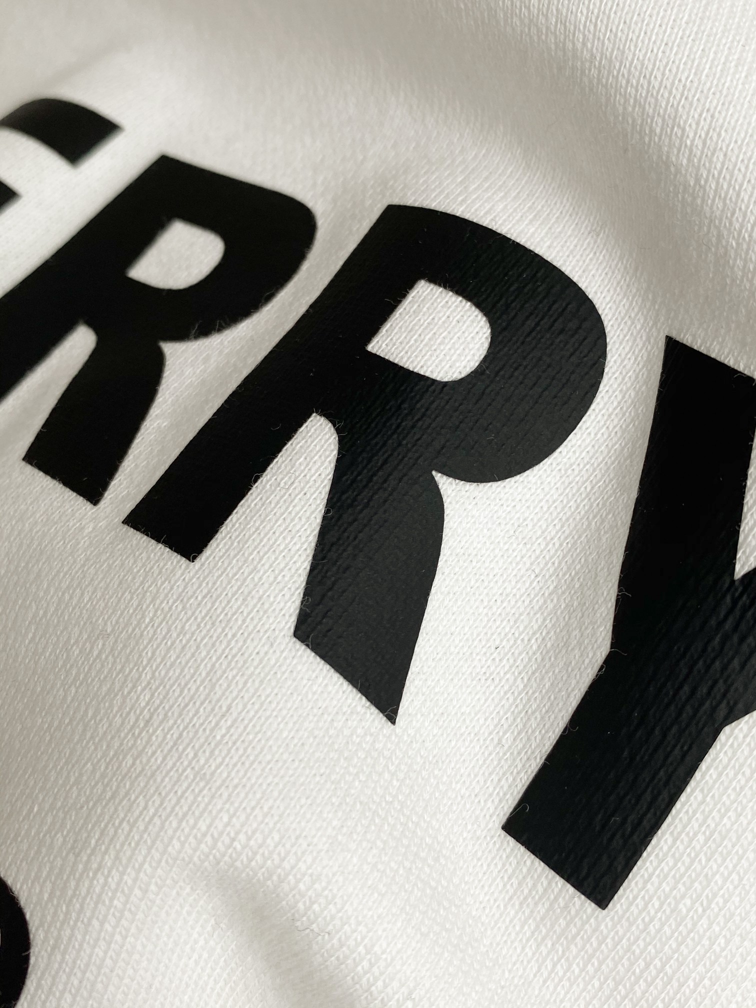 Burberry Unisex Sweatshirt Size S-XXL