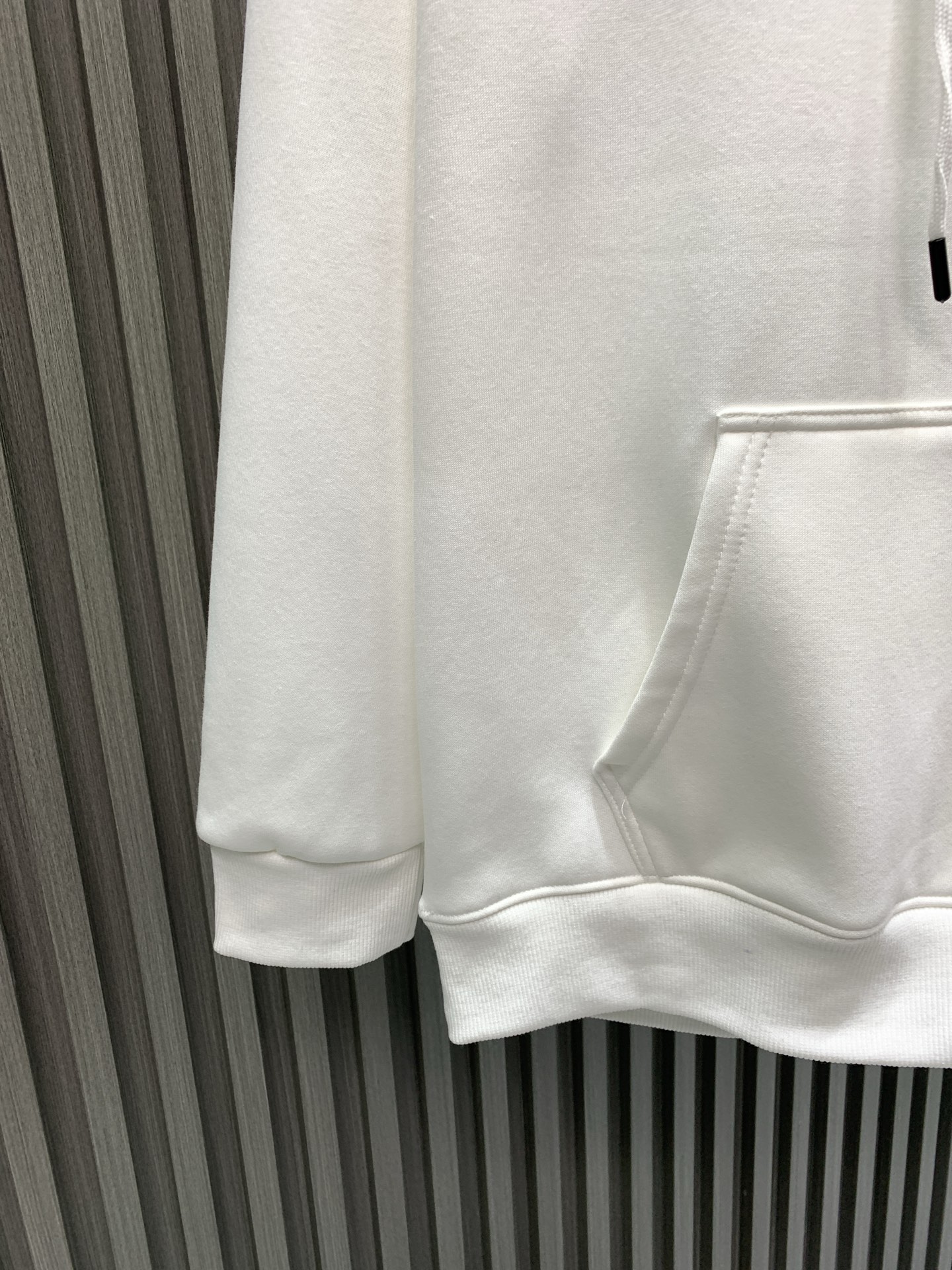 Louis Vuitton Unisex Sweatshirt Size S-XL