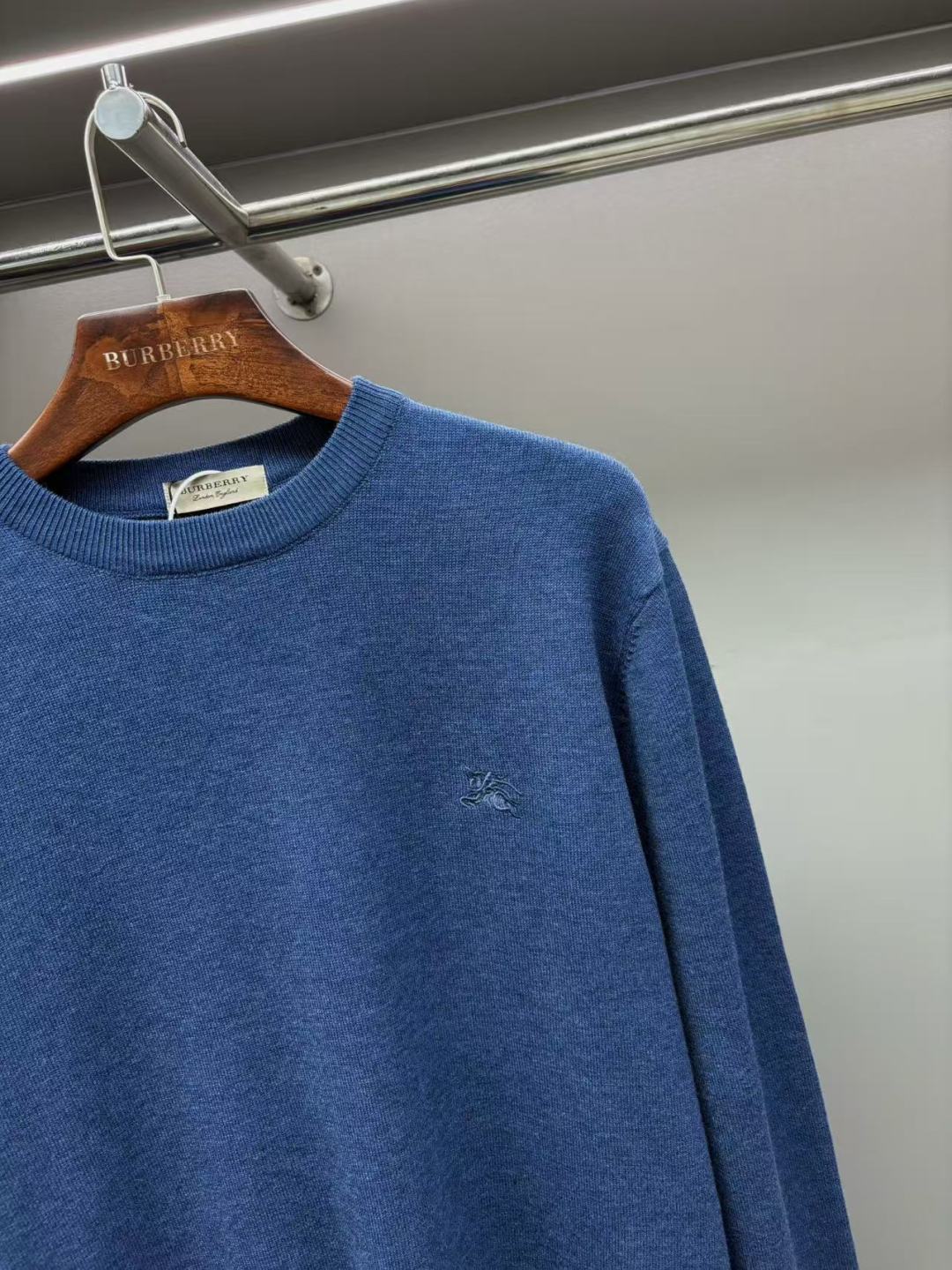 Burberry Unisex Sweatshirt Size L-4XL