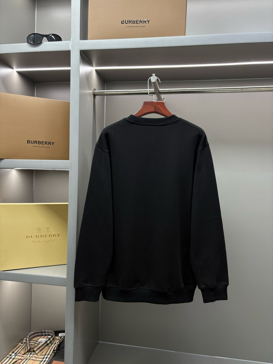 Burberry Unisex Sweatshirt Size S-XXL