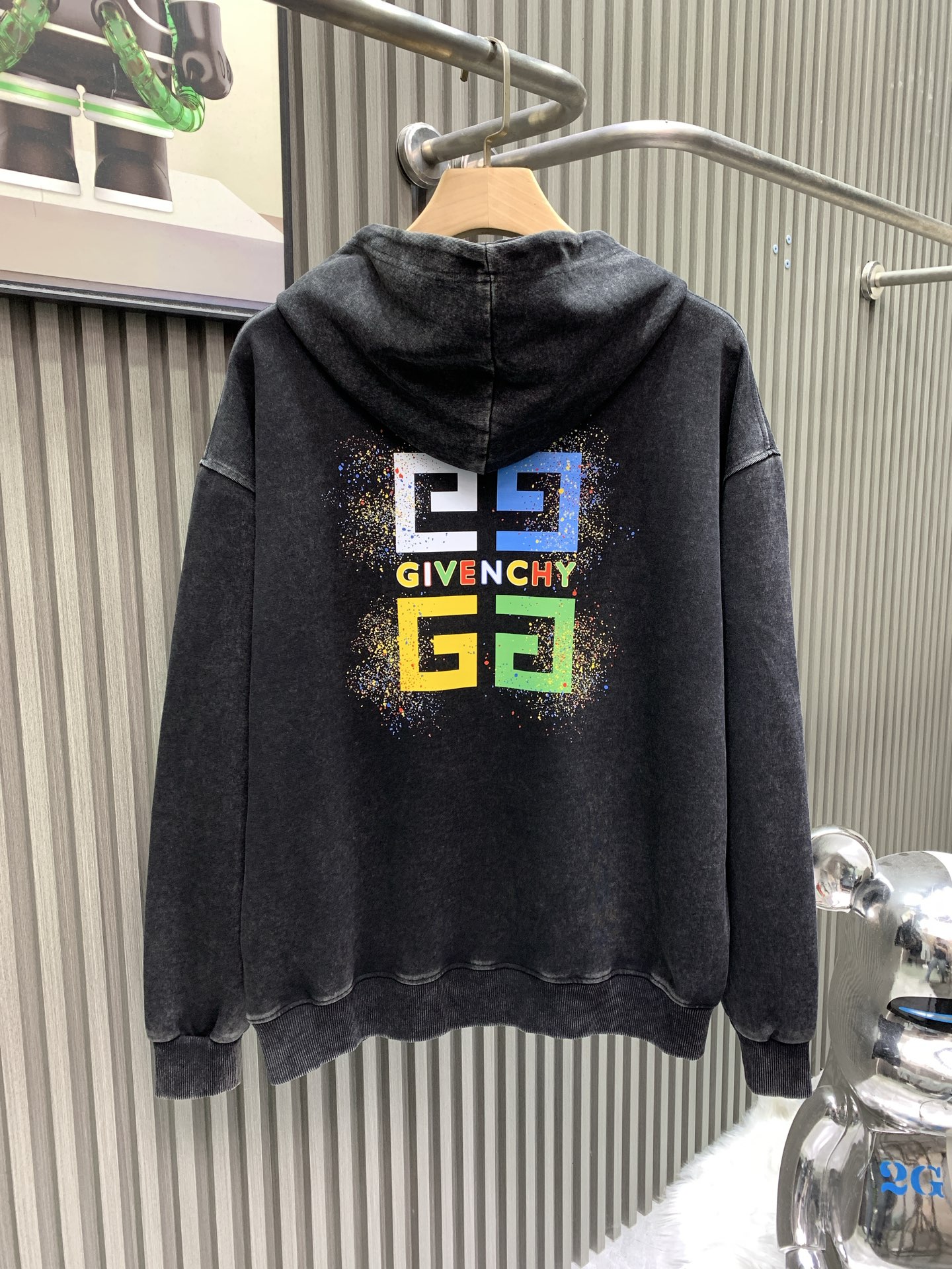 Givenchy Unisex Sweatshirt Size S-XL