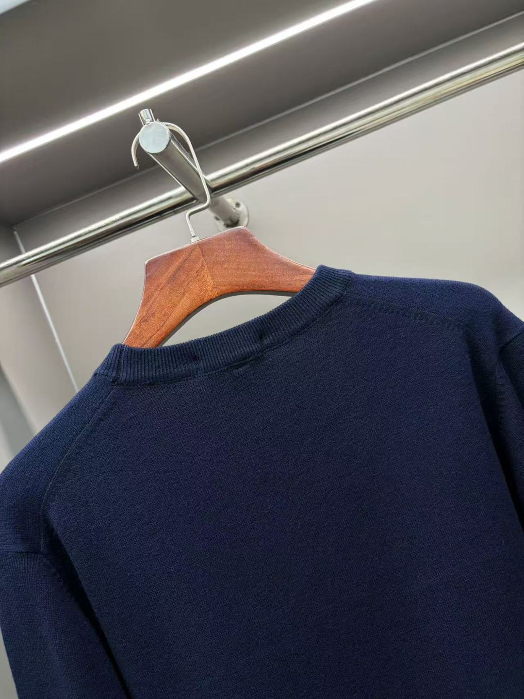 Burberry Unisex Sweatshirt Size L-4XL