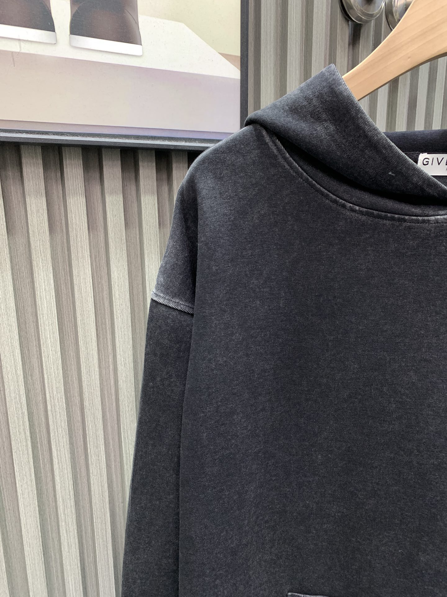 Givenchy Unisex Sweatshirt Size S-XL