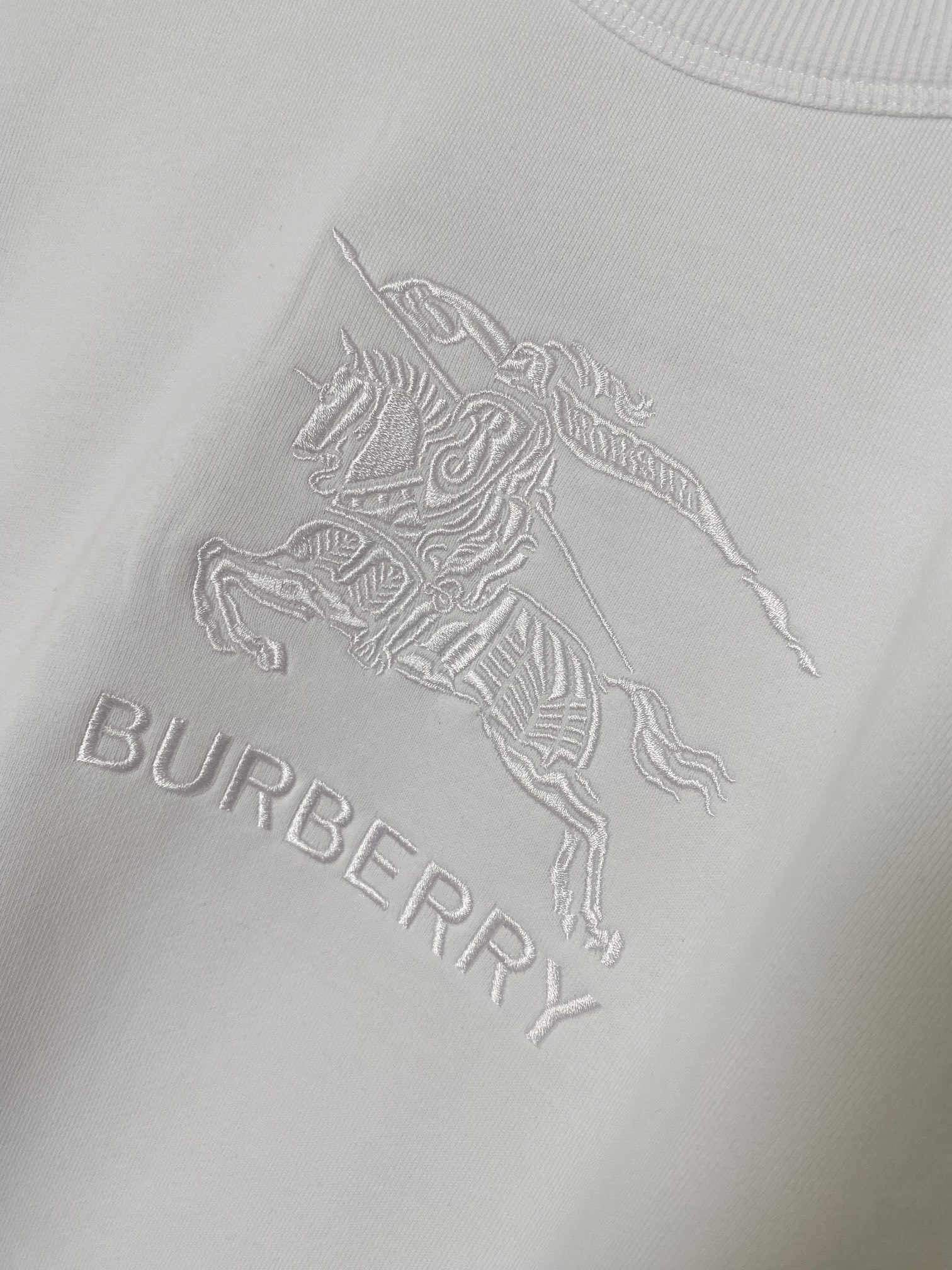 Burberry Unisex Sweatshirt Size S-XXL