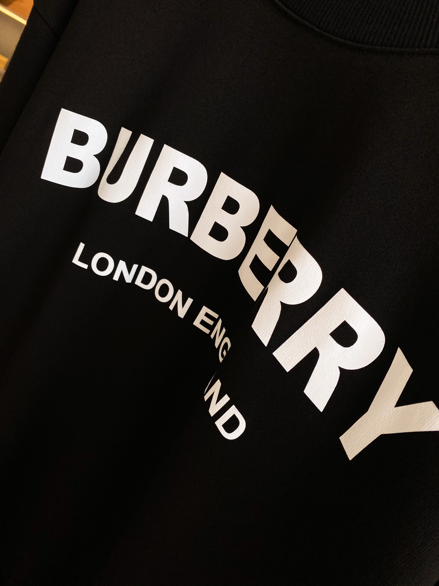 Burberry Unisex Sweatshirt Size S-XXL