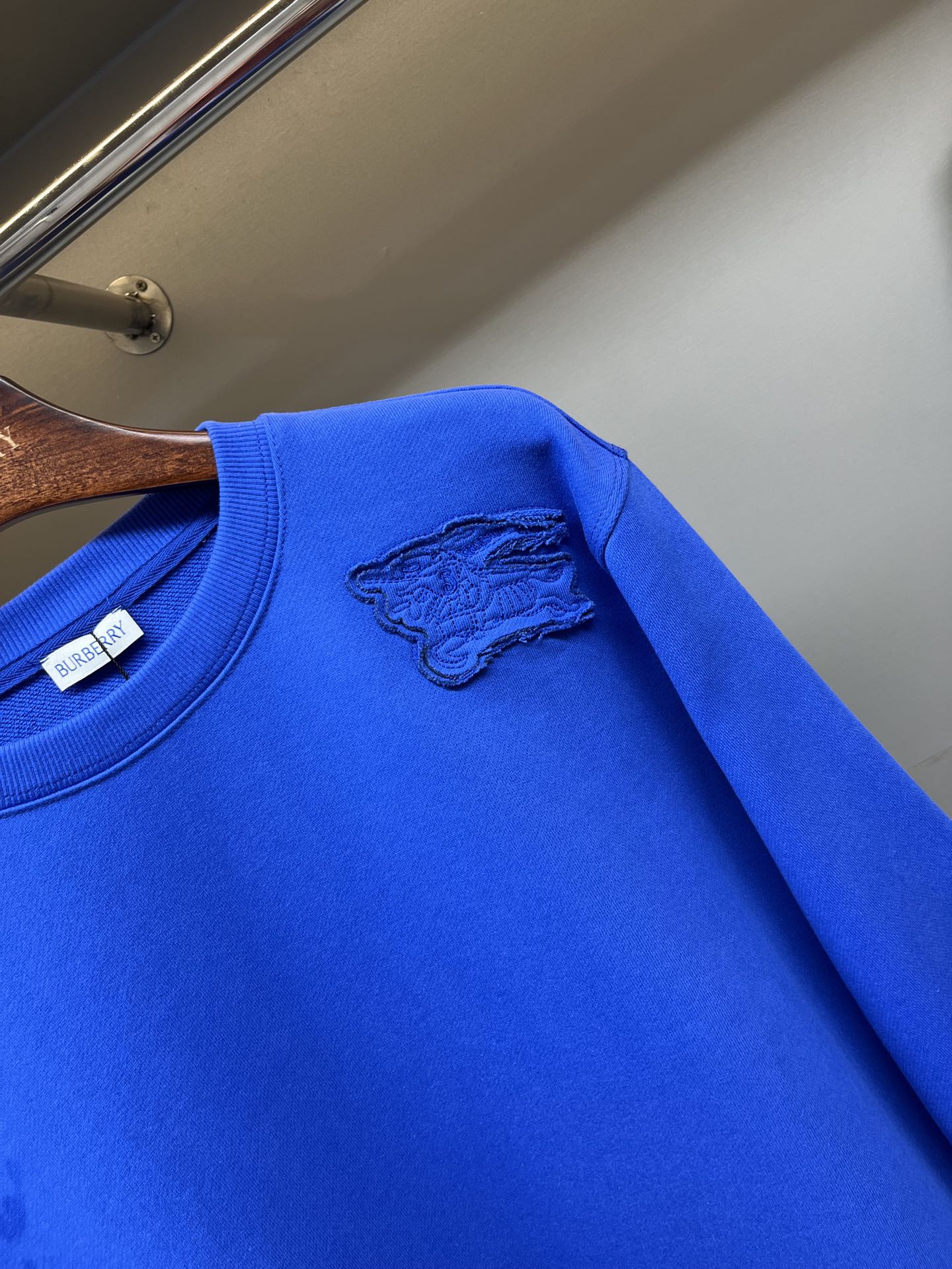 Burberry Unisex Sweatshirt Size S-XXL