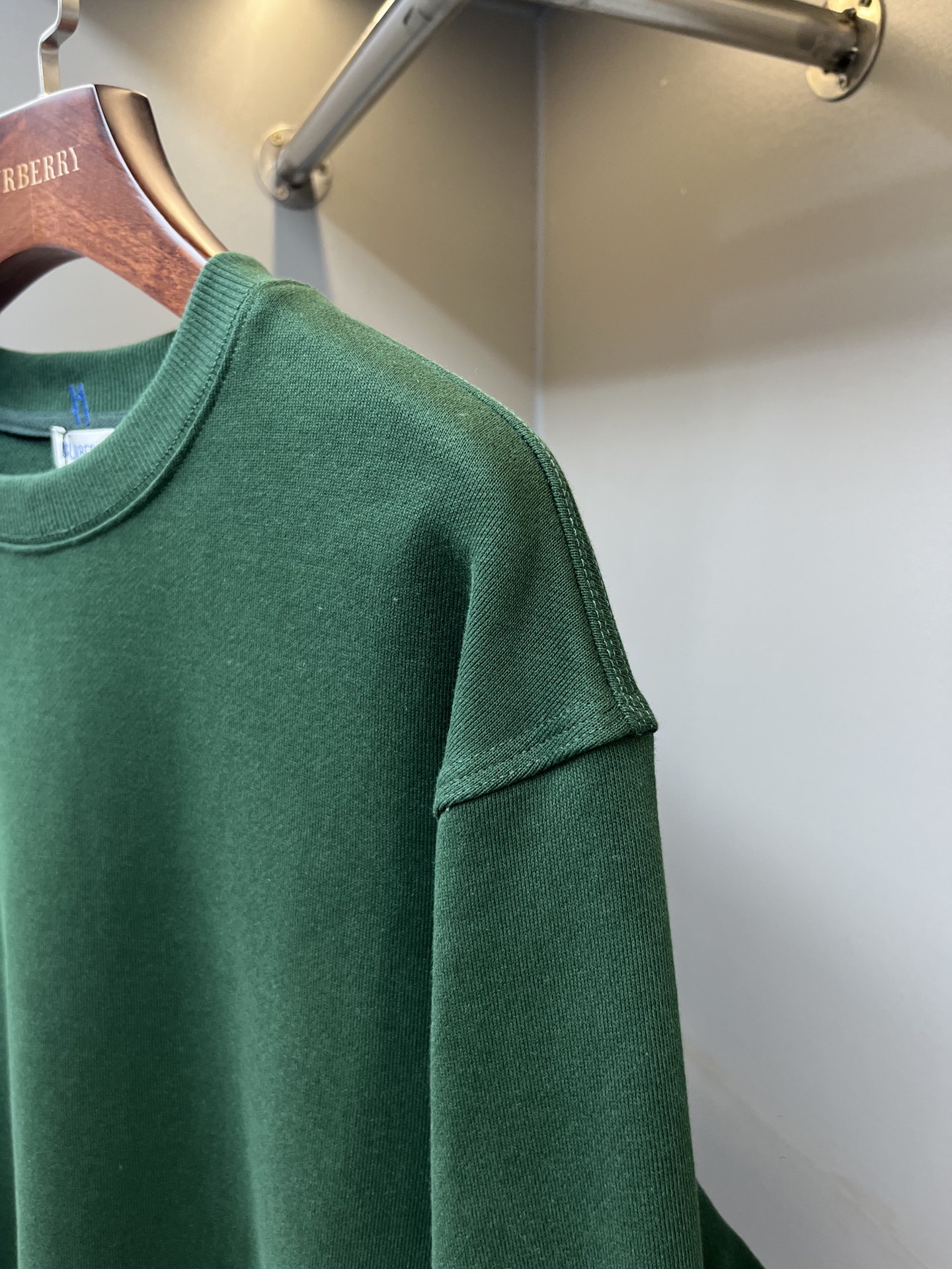 Burberry Unisex Sweatshirt Size S-XXL