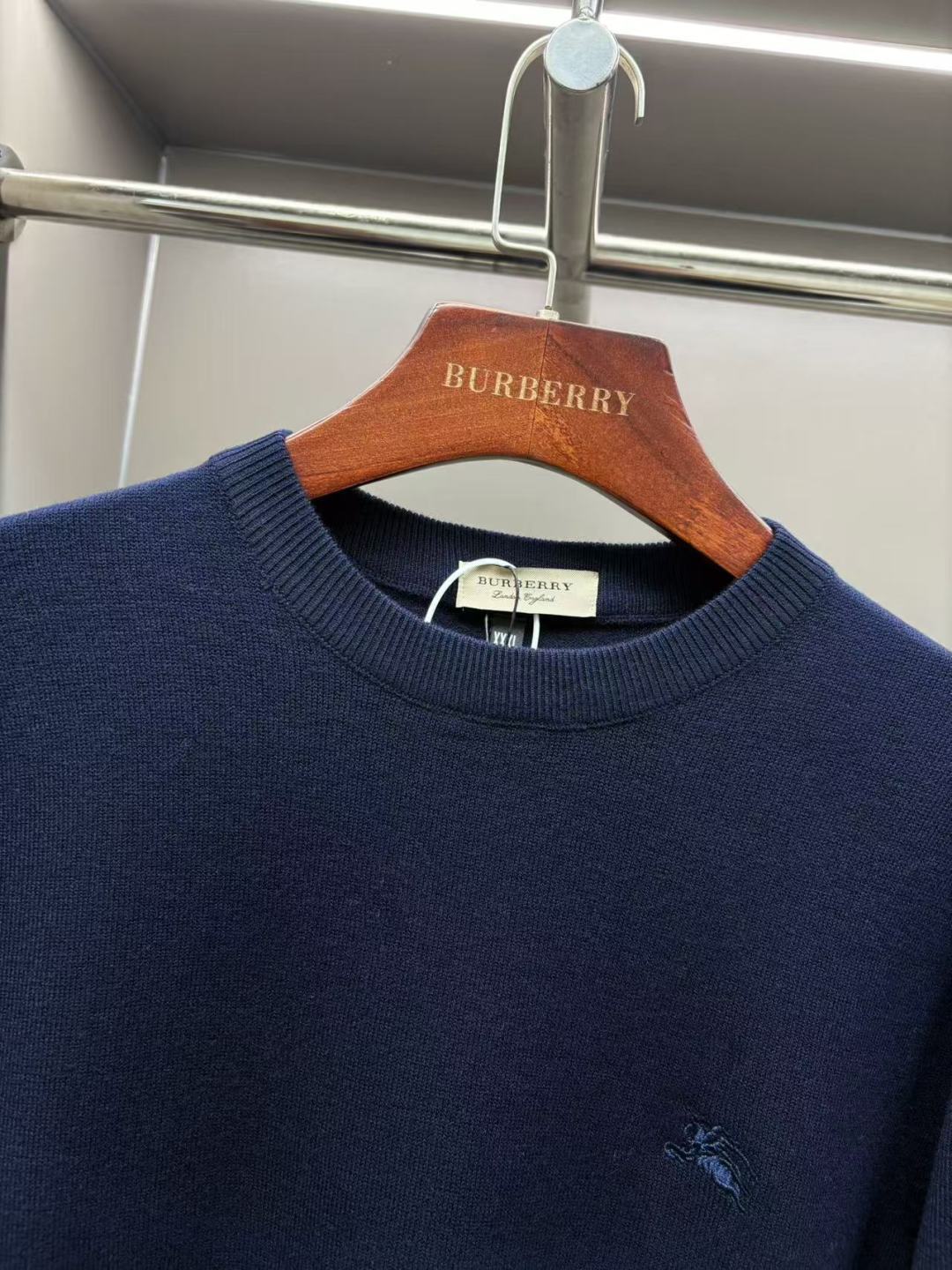 Burberry Unisex Sweatshirt Size L-4XL