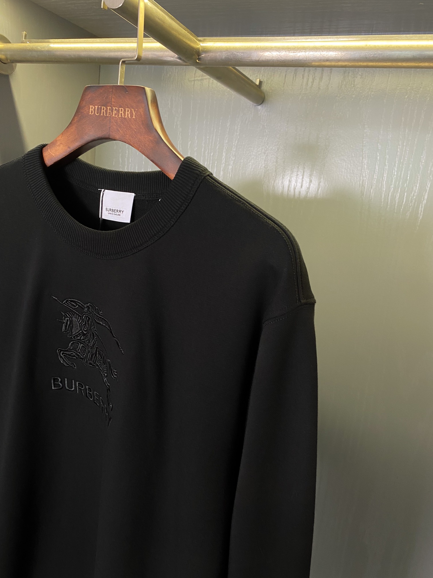 Burberry Unisex Sweatshirt Size S-XXL