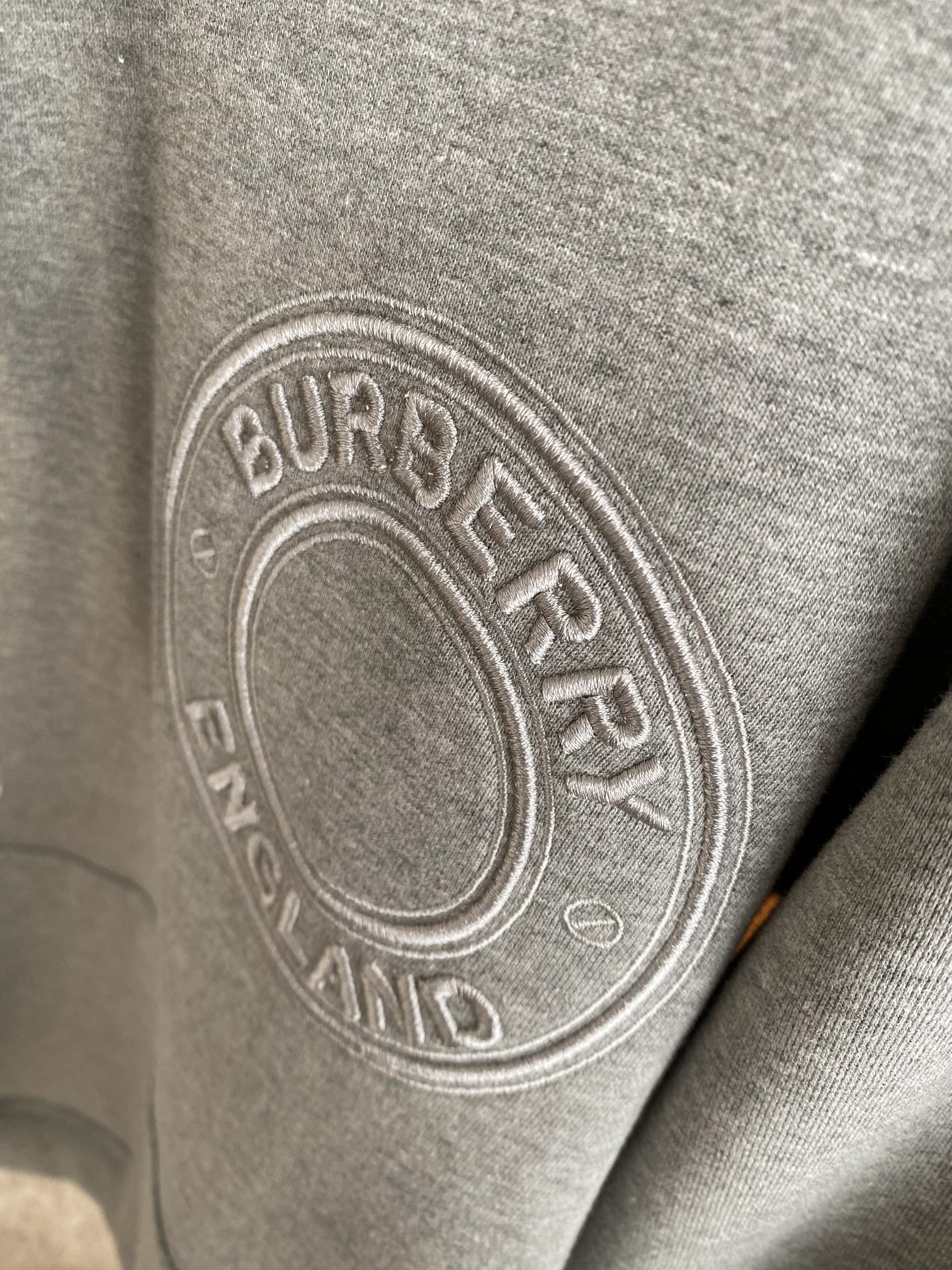 Burberry Unisex Sweatshirt Size S-XXL