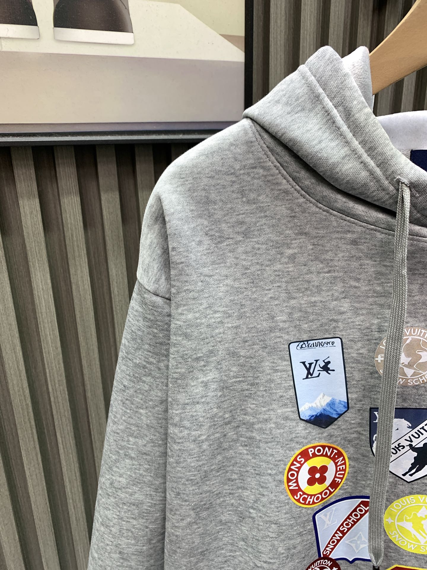 Louis Vuitton Unisex Sweatshirt Size S-XL