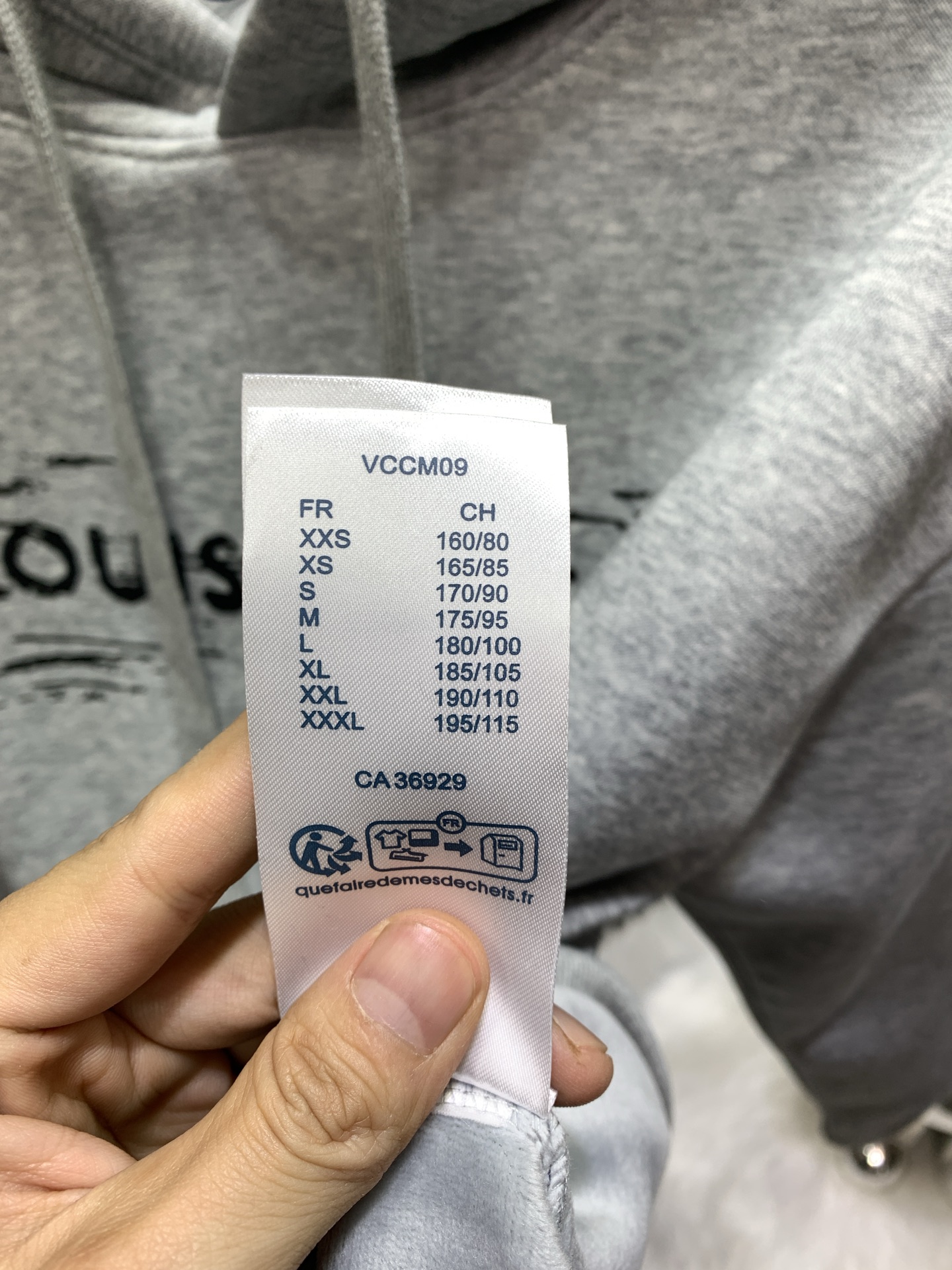 Louis Vuitton Unisex Sweatshirt Size S-XL