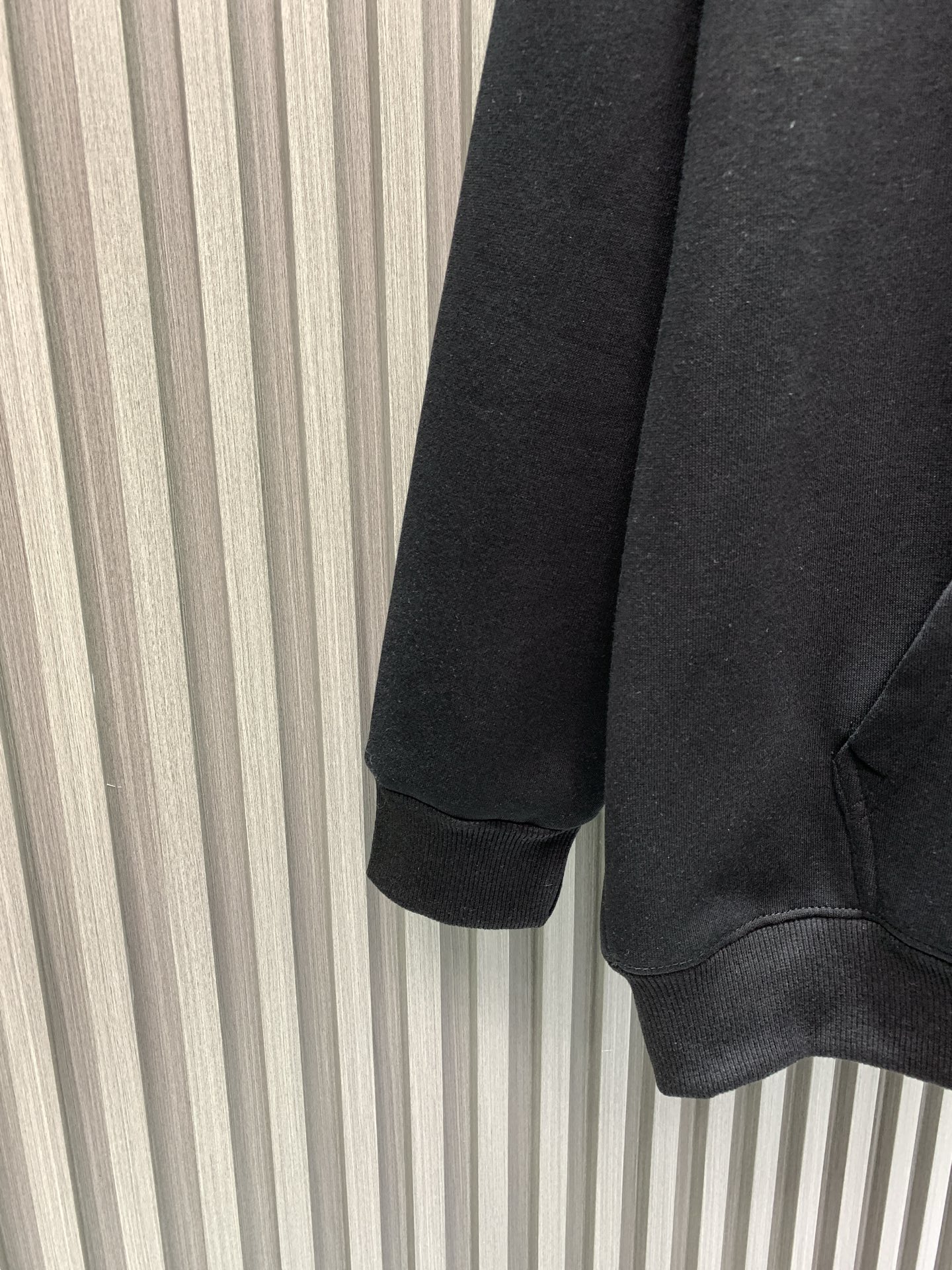 Louis Vuitton Unisex Sweatshirt Size S-XL