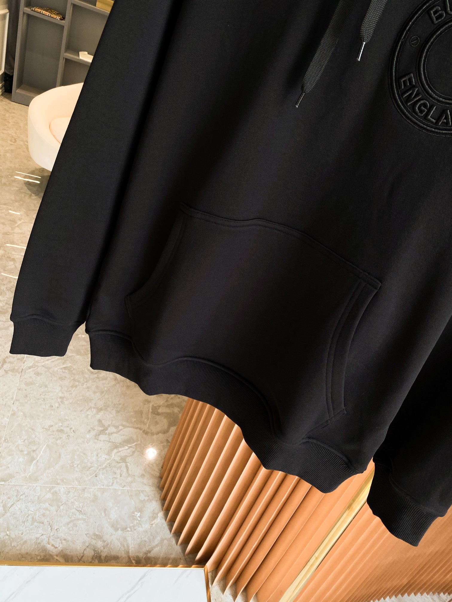 Burberry Unisex Sweatshirt Size S-XXL