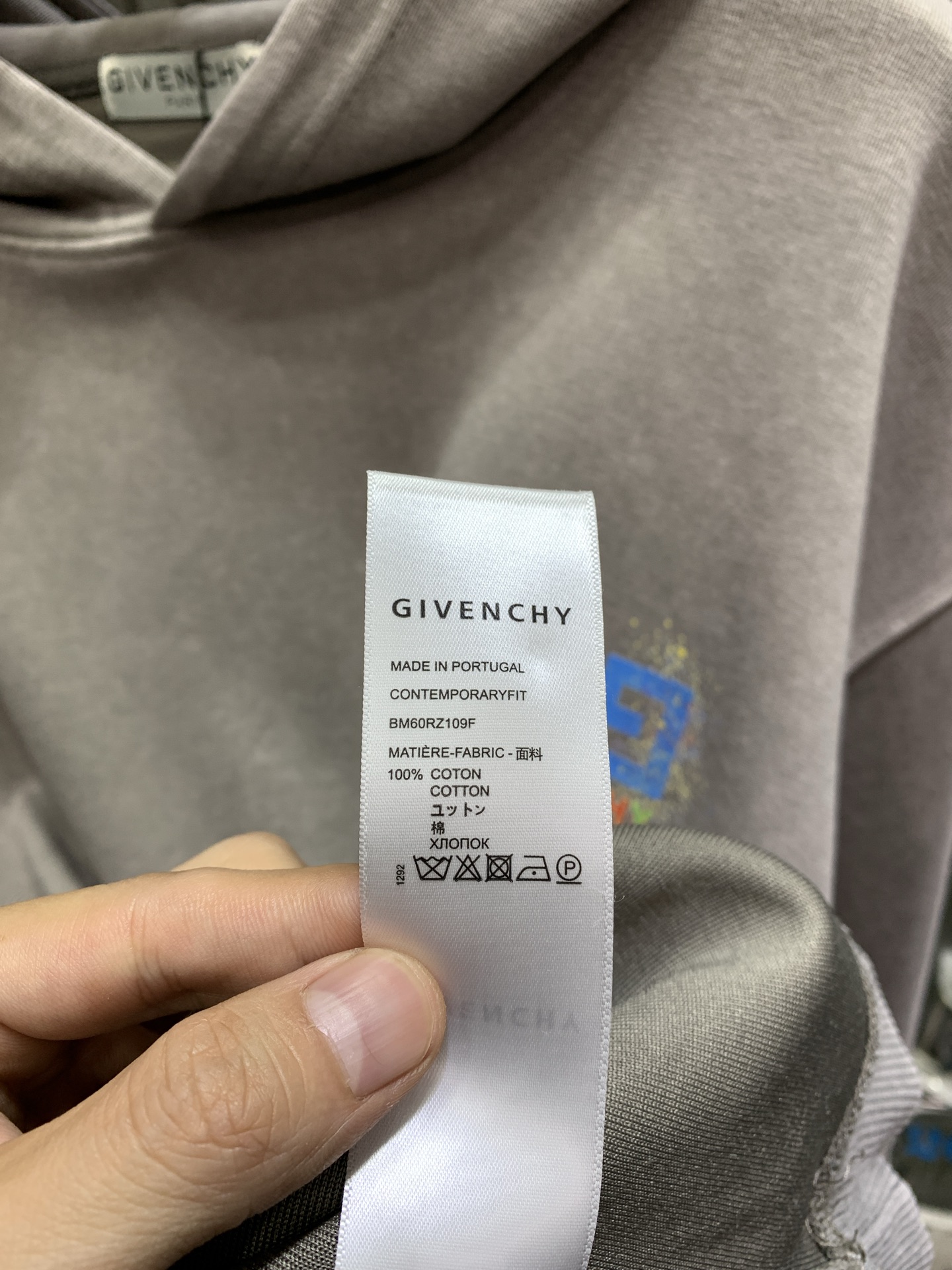 Givenchy Unisex Sweatshirt Size S-XL