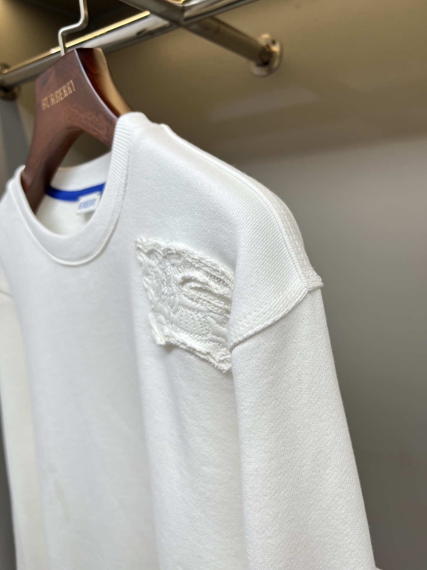 Burberry Unisex Sweatshirt Size S-XXL