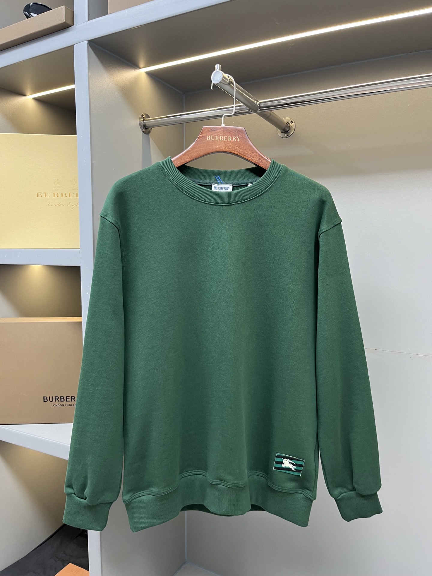 Burberry Unisex Sweatshirt Size S-XXL