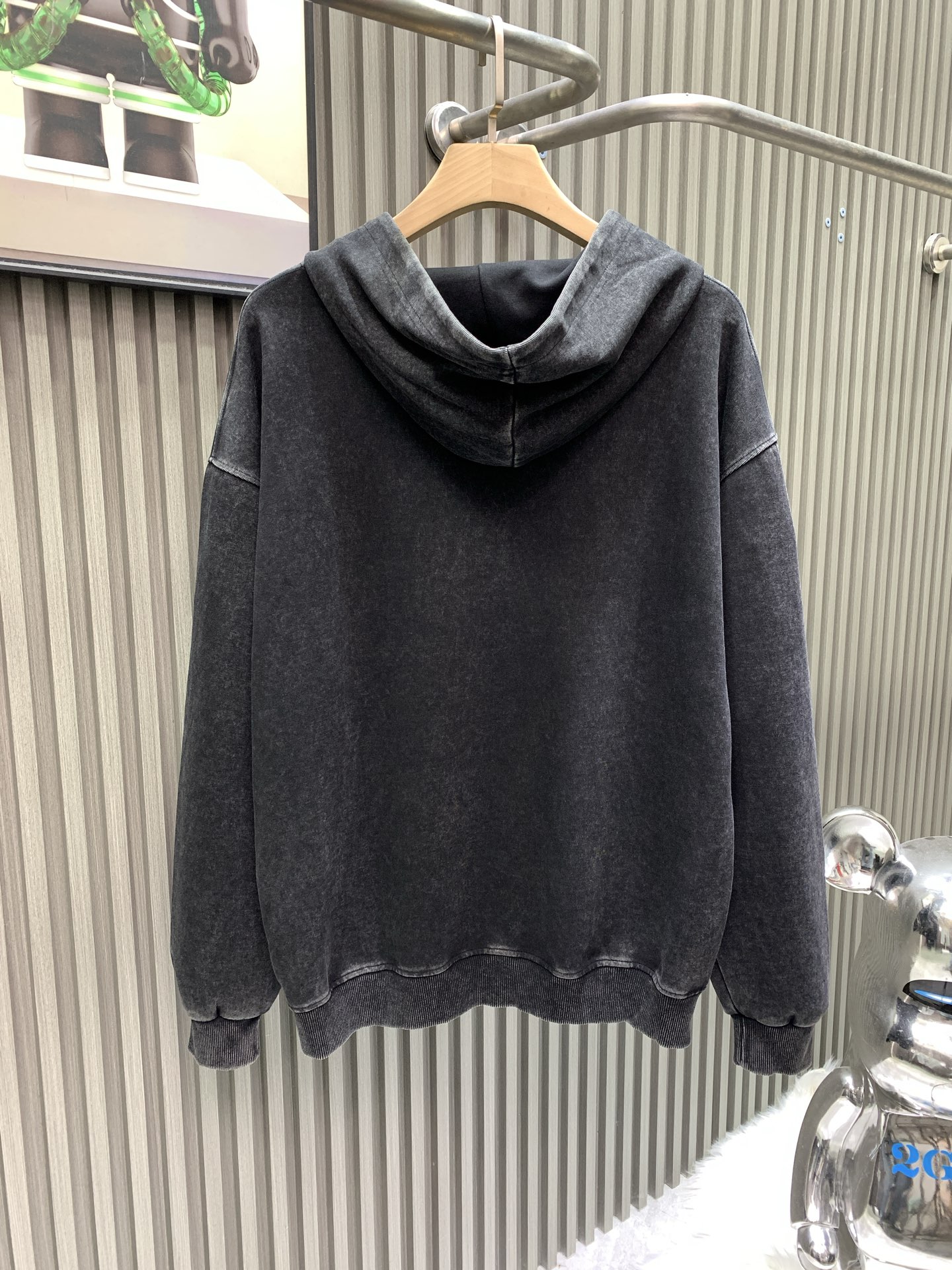 Givenchy Unisex Sweatshirt Size S-XL