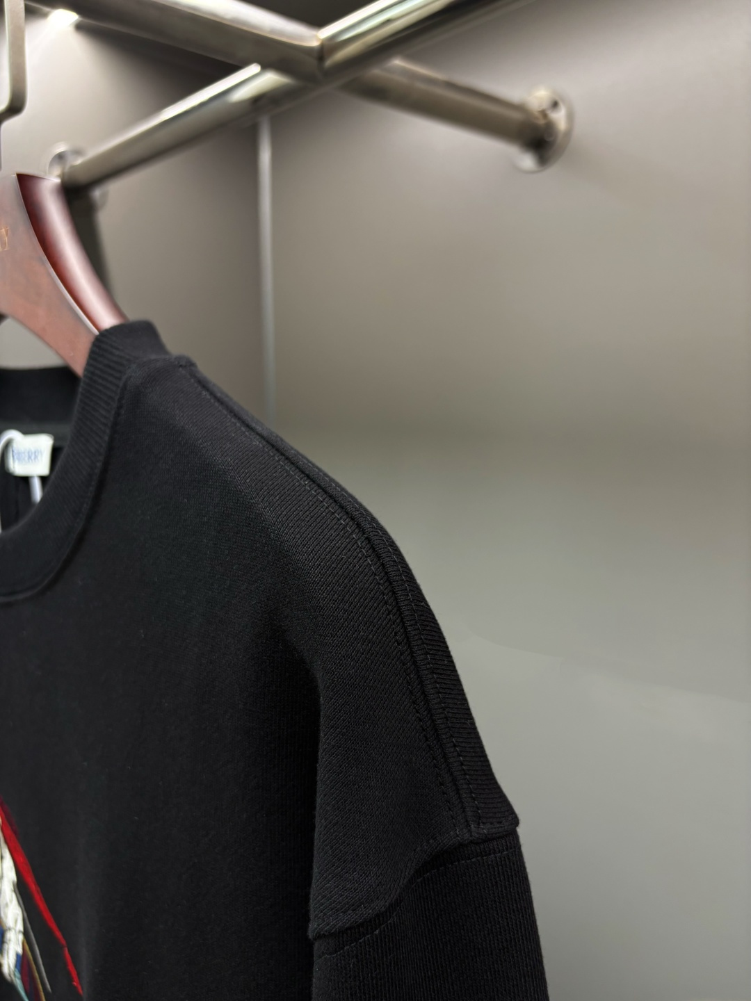 Burberry Unisex Sweatshirt Size S-XXL