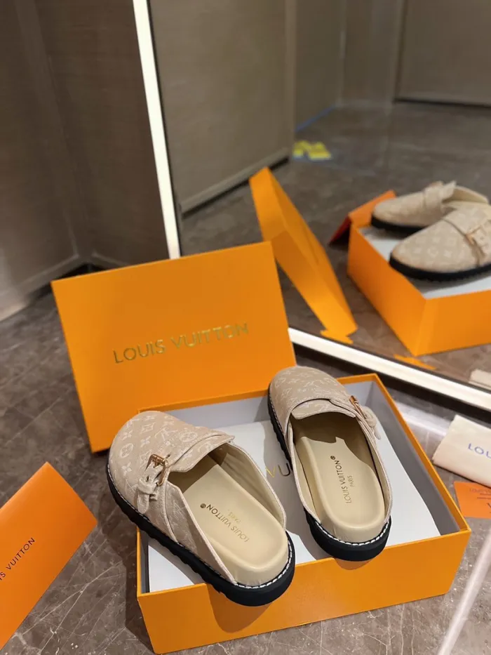 Louis Vuitton Pool Pillow Flat Comfort Slippers Size 38