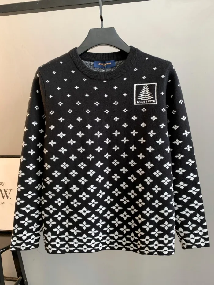 Louis Vuitton Unisex Sweatshirt Size L