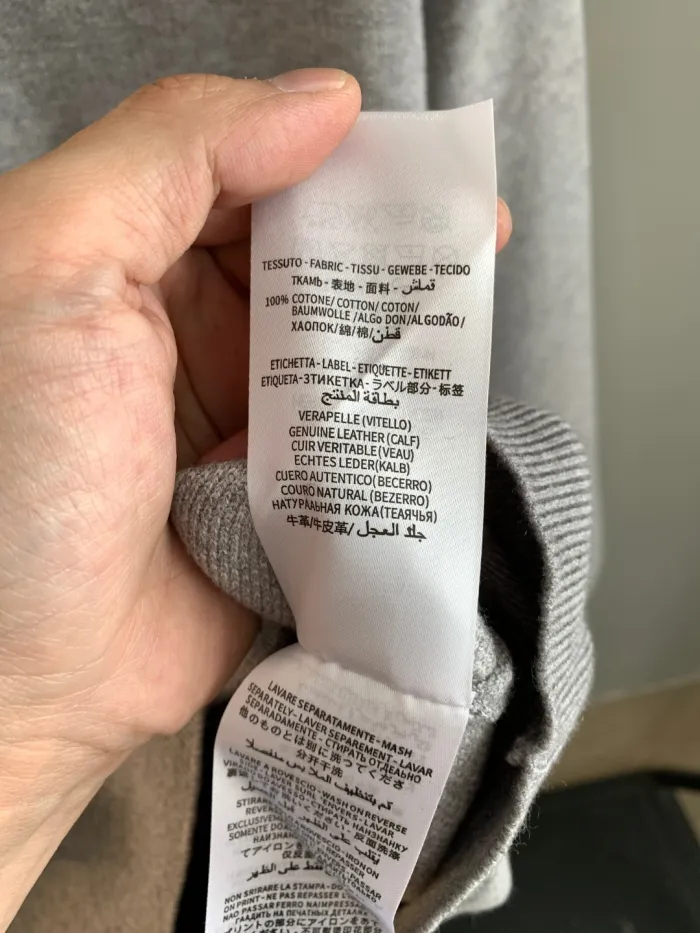 Gucci Unisex Sweatshirt Size M