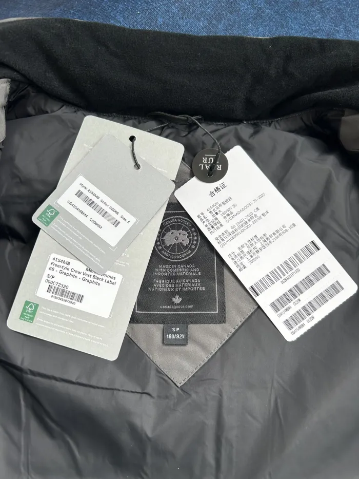 Canada Goose E20 Freestyle Vest-WD Men Winter Vest Size XL