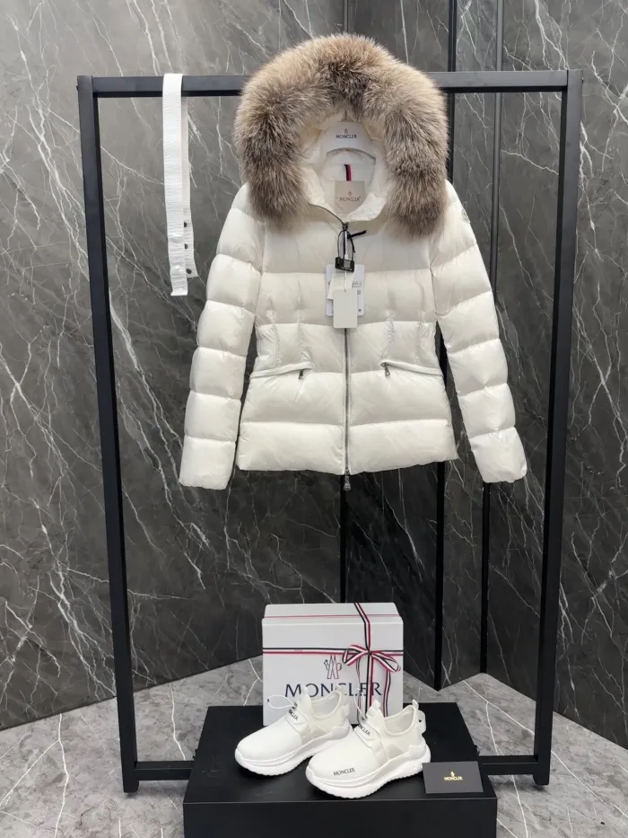 Moncler Boed Women Down Jacket Size L