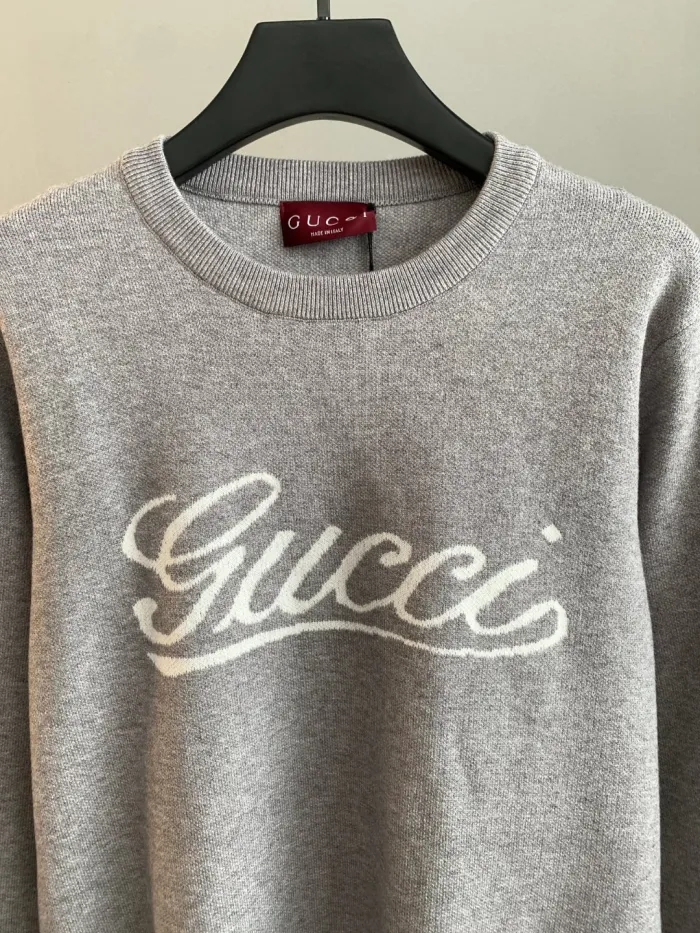 Gucci Unisex Sweatshirt Size M