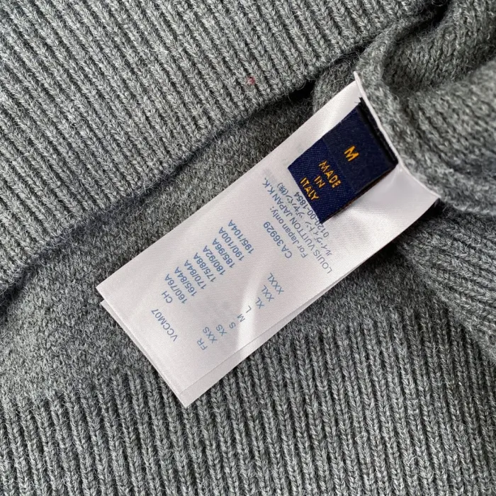 Louis Vuitton Unisex Sweatshirt Size S