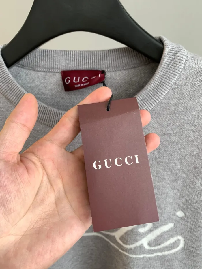 Gucci Unisex Sweatshirt Size M