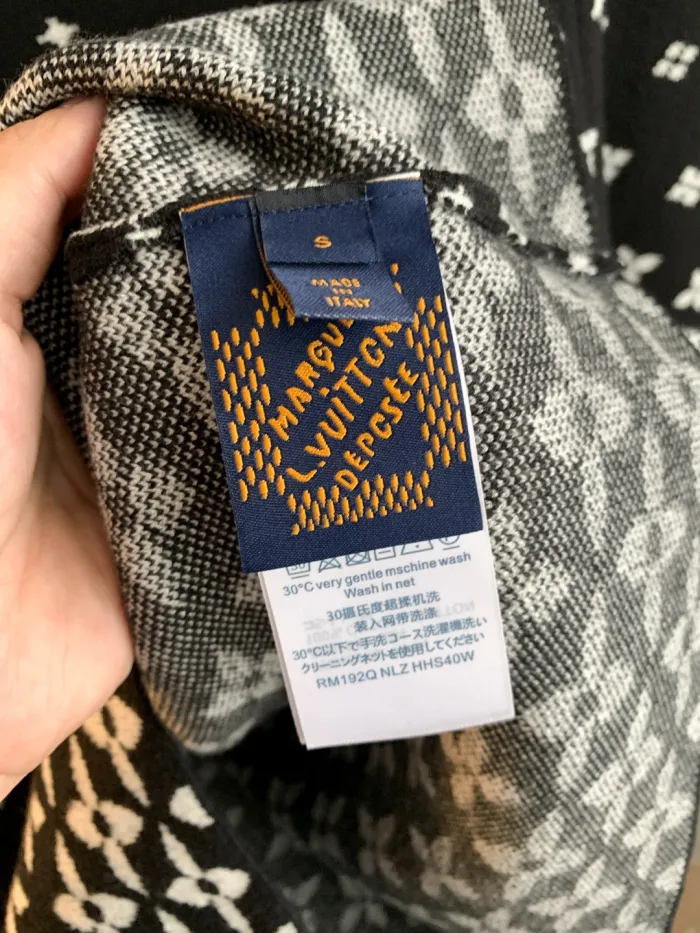 Louis Vuitton Unisex Sweatshirt Size L