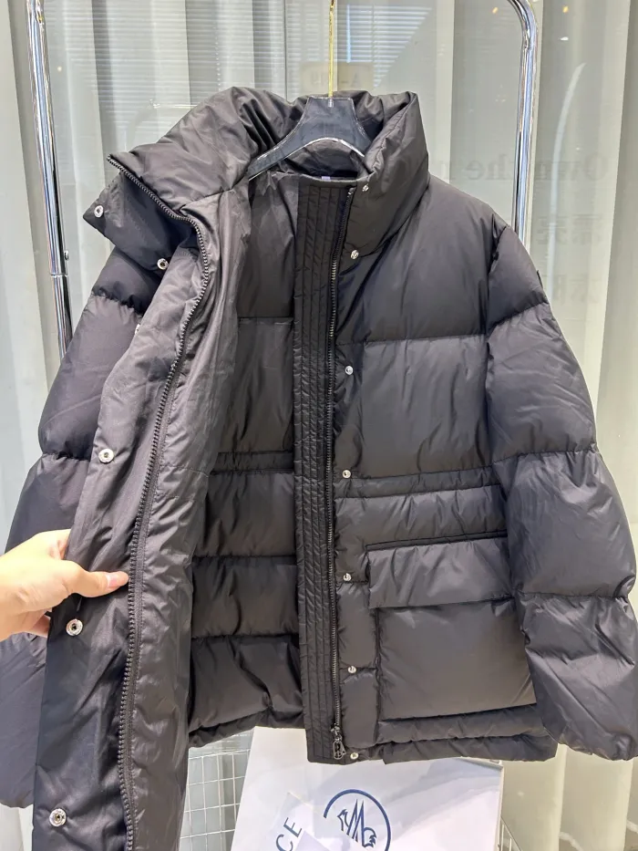Moncler Women vouglans Winter Jacket Size M