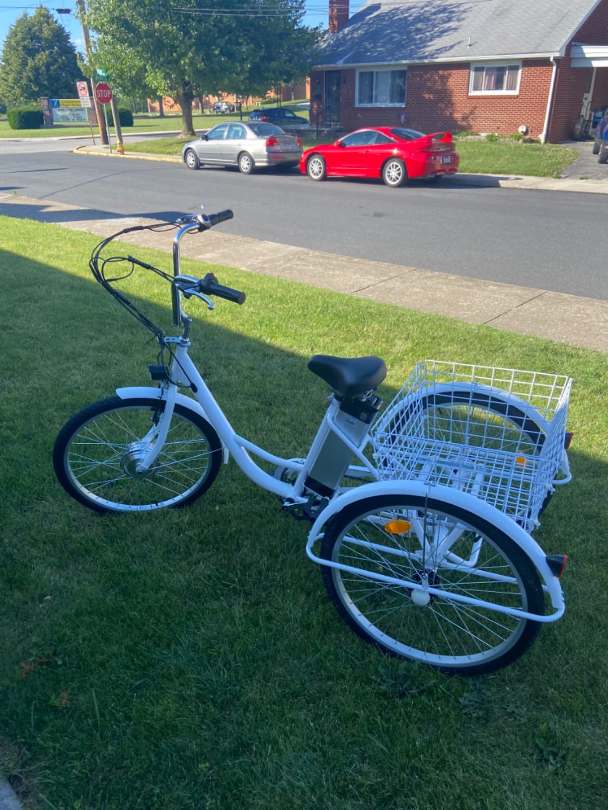 【Sports&Outdoors】3 Wheel Electric Bike for Adults with 250w Motor, Bike Tube, Removable 36V 10Ah Lithium Battery