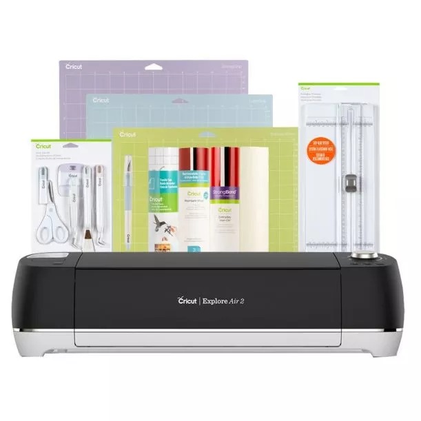 Cricut Explore Air2-Black+Essentials Bundle