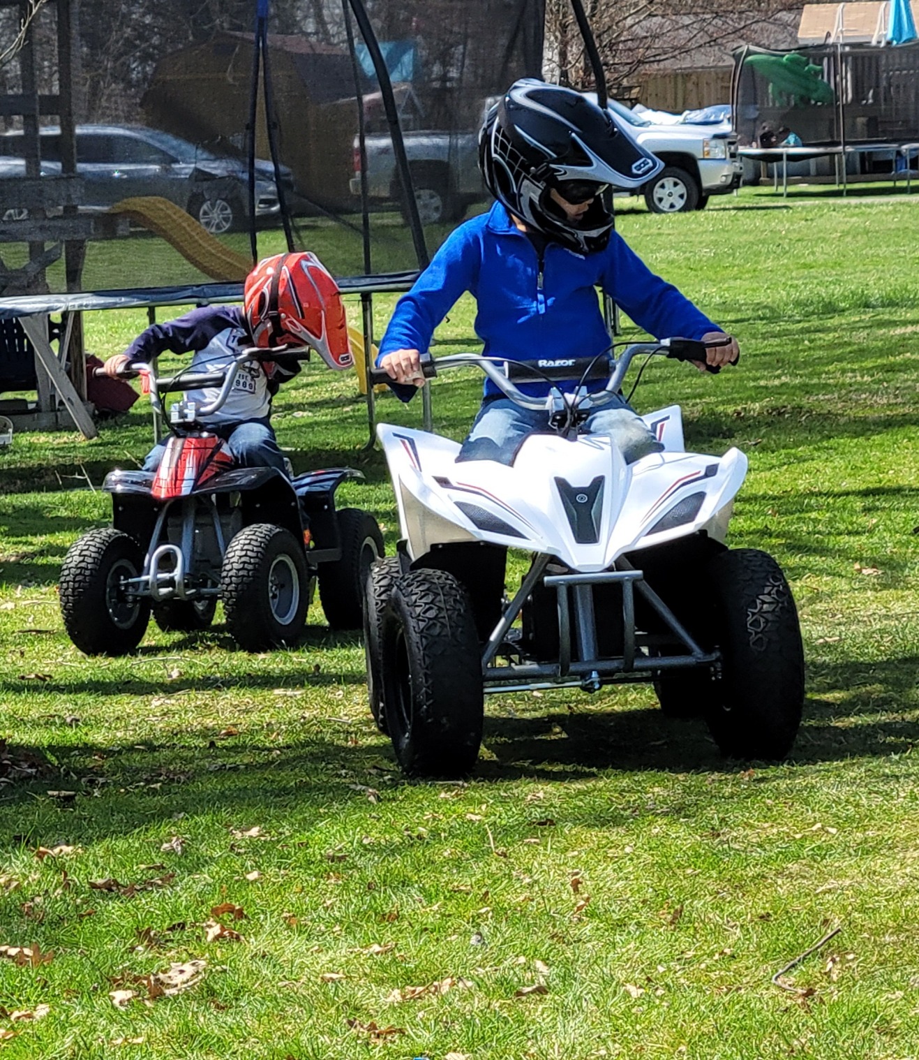 【Sports&Outdoors】Razor Dirt Quad 500 for Kids Ages 14+ - 36V Electric 4-Wheeler for Teens & Adults
