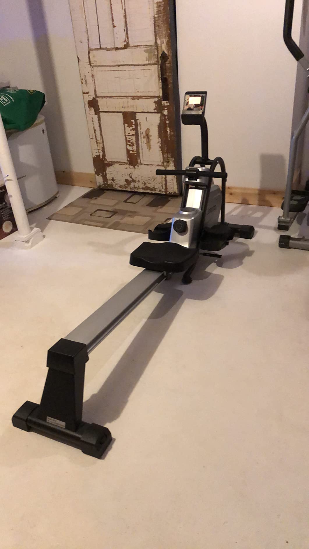 【Sports&Outdoors】Magnetic Rower Rowing Machine with LCD Display 300LB Weight Capacity Row Machine Exercise Rower