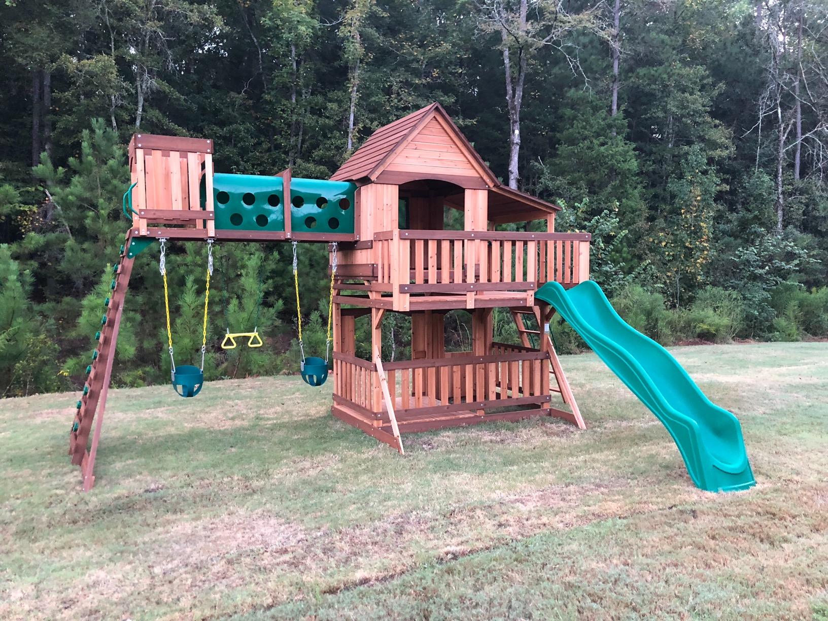 【Sports & Outdoor】Woodridge Elite All Cedar Wood Swing Set, Upper and Lower Deck, Sandbox, Vented Tunnel