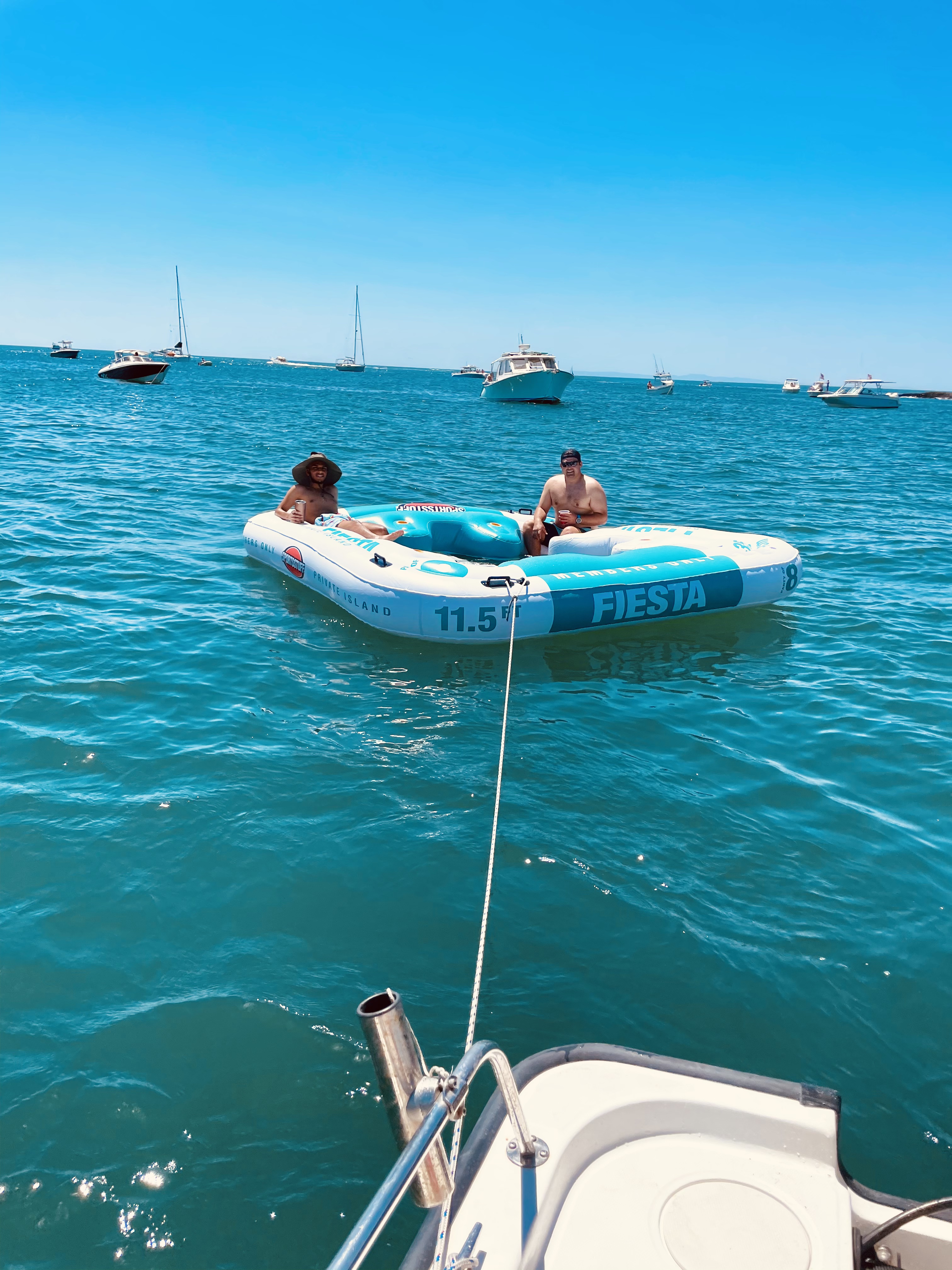 【Sports&Outdoors】FIESTA ISLAND