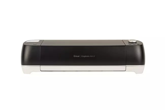Cricut Explore Air2-Black+Essentials Bundle