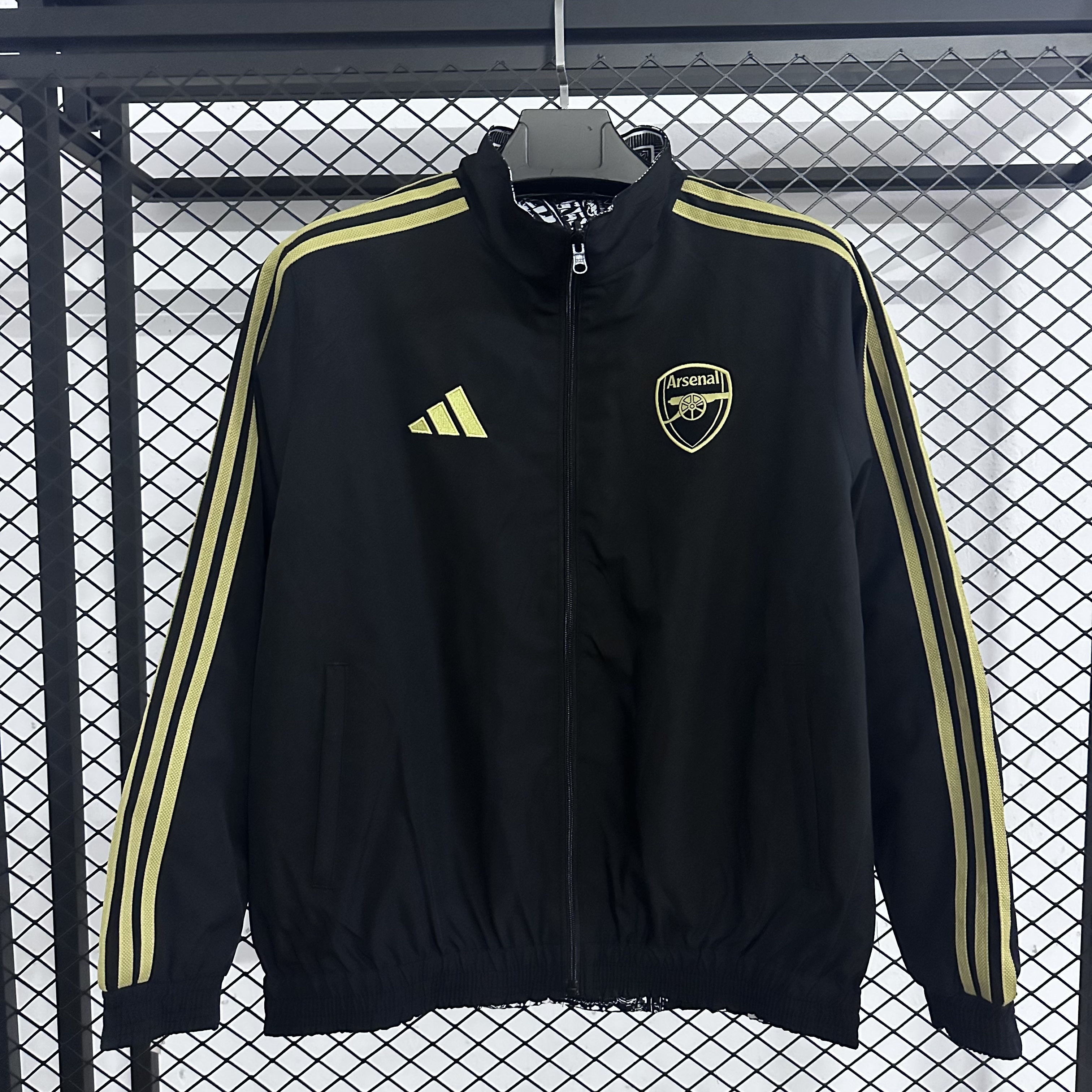 25-26 Arsenal casual striped zipper long sleeved retro sports stand up collar waterproof jacket
