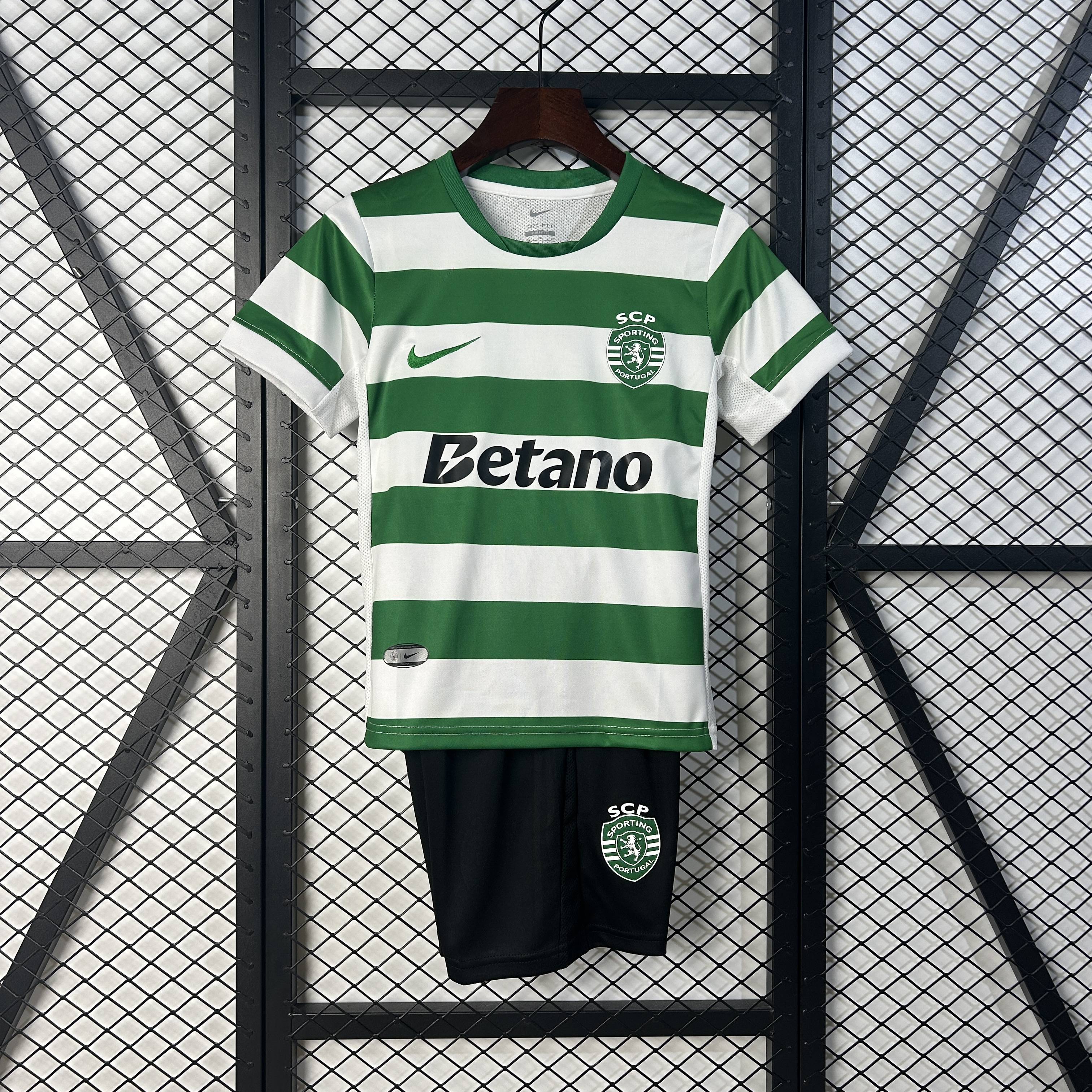 Sporting Lisbon Home Kids Suit 25/26