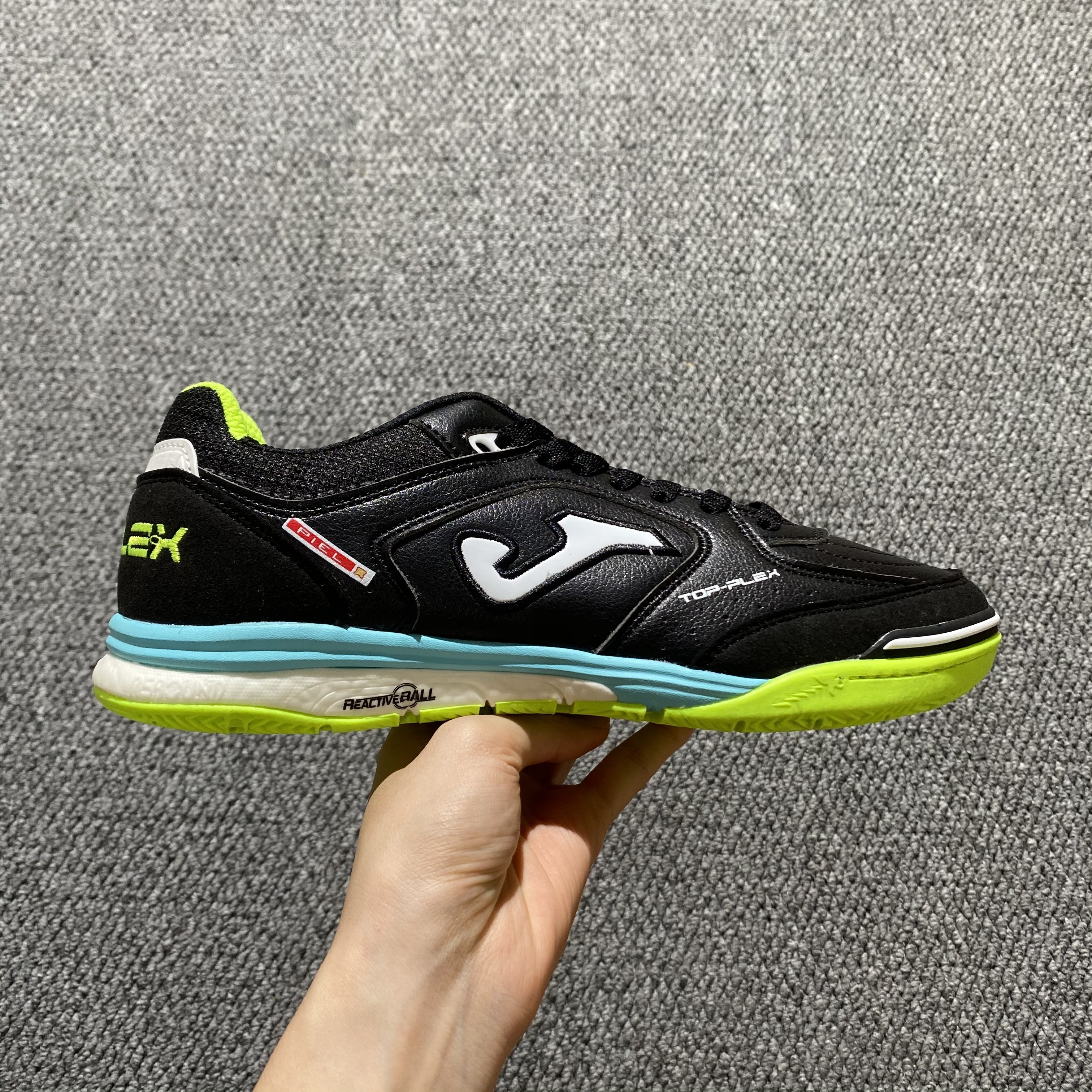 JOMA IC Indoor Soccer Shoes - MD Flat Sole