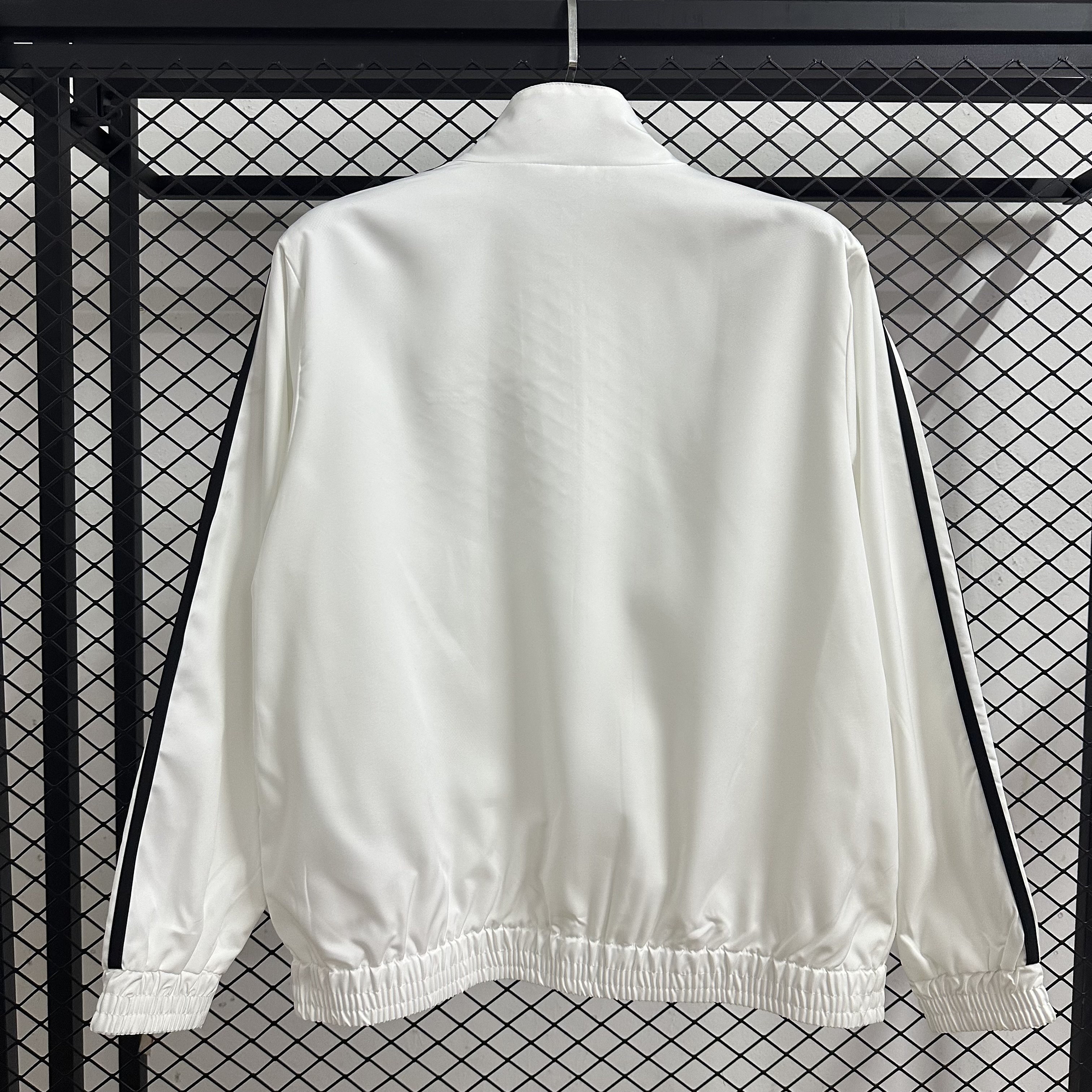 25-26 White Adidas Lotus Leisure Waterproof Windbreaker