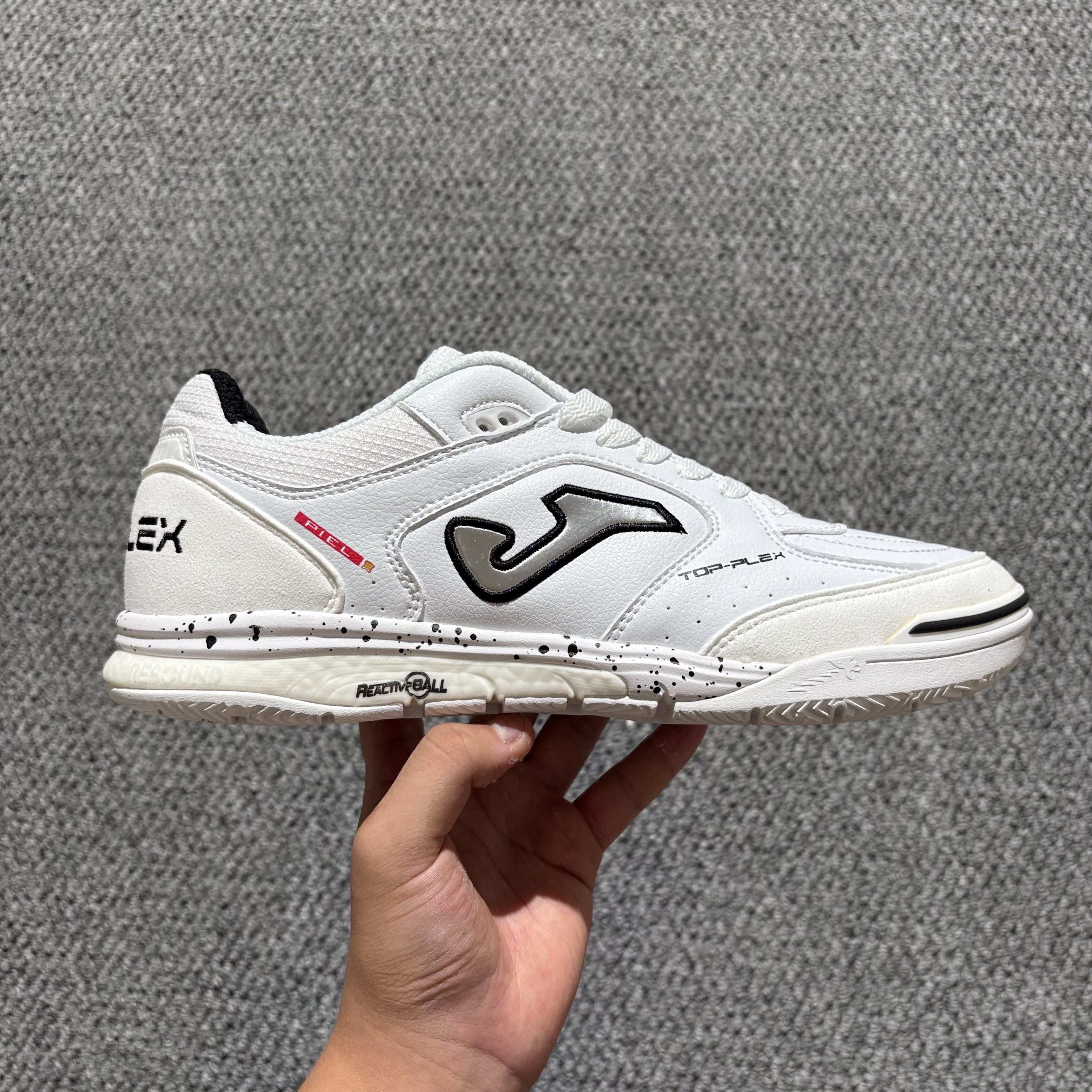 JOMA IC Indoor Soccer Shoes - MD Flat Sole