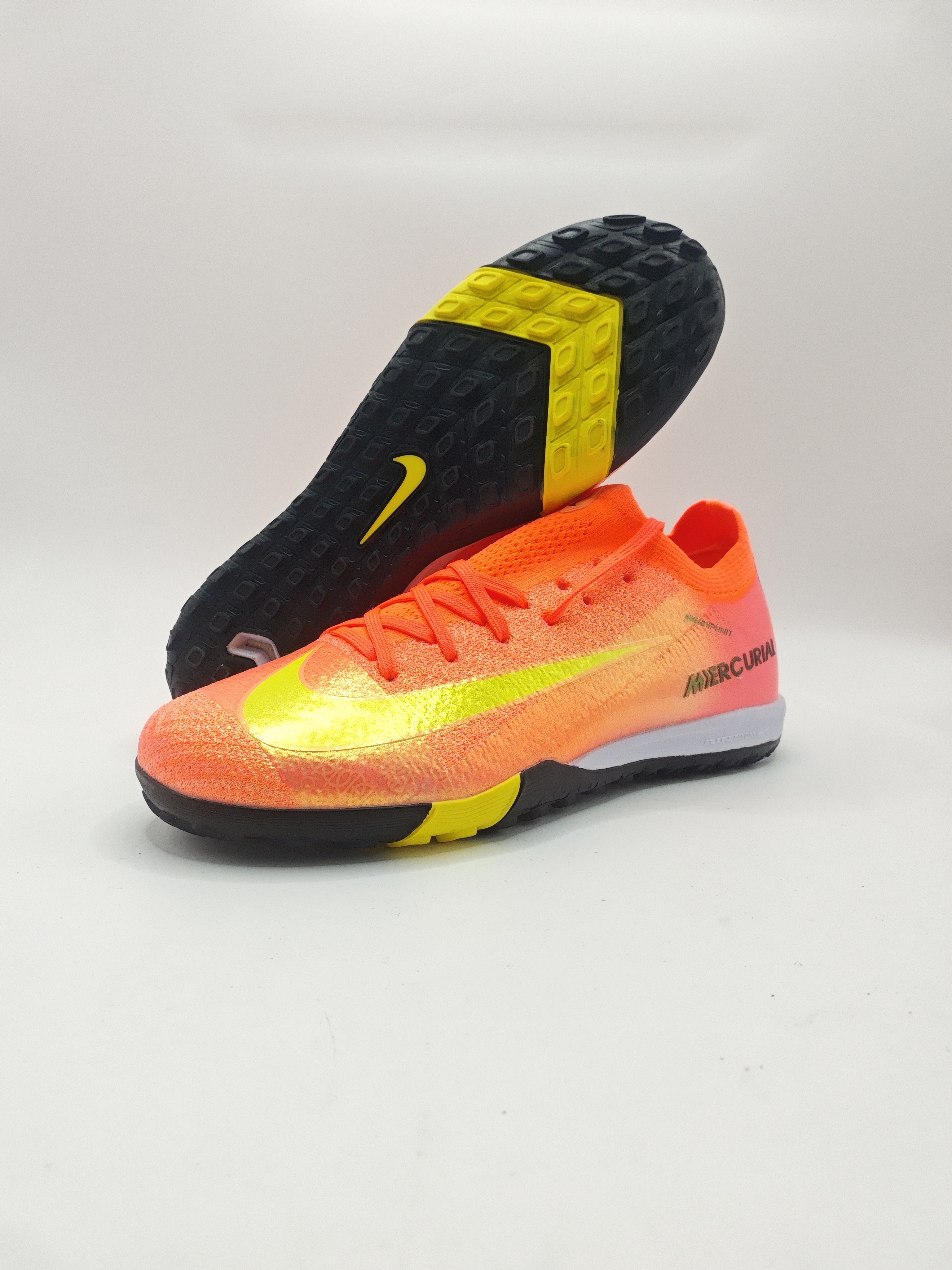Nike Mercurial 16 Low-Top Built-in Full Air Cushion Waterproof Knit FG MD-Outsole Soccer Cleats