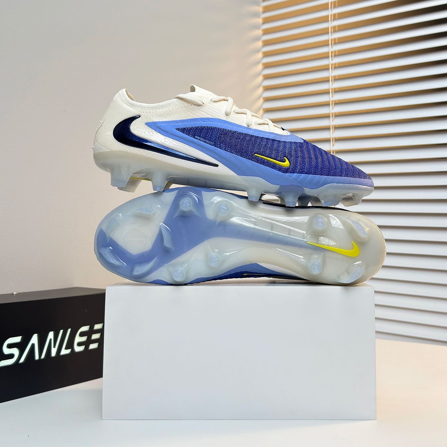 Nike Mercurial Vapor 16 Elite FG – Summit White Racer Blue Volt Speed Boots