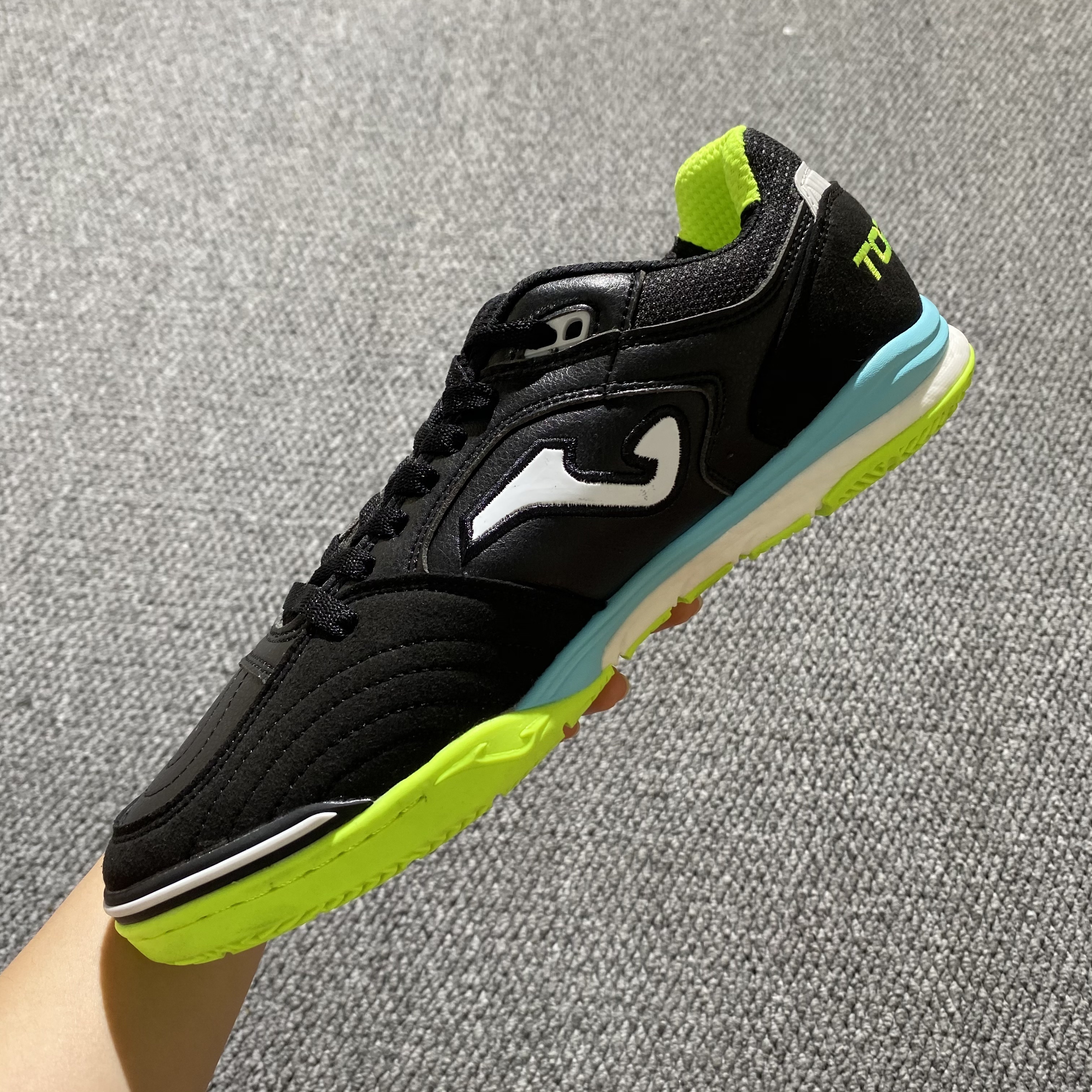 JOMA IC Indoor Soccer Shoes - MD Flat Sole